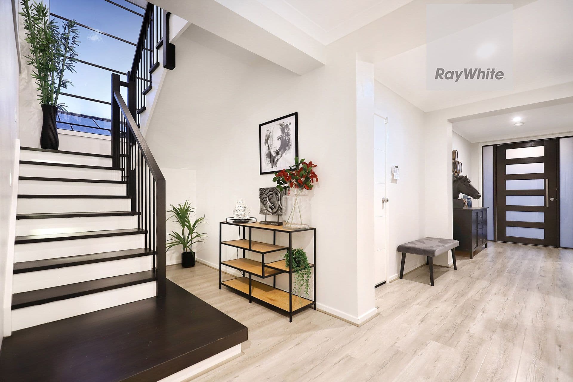 3 Boardwalk Rise, Craigieburn VIC 3064, Craigieburn - Thumbnail 2