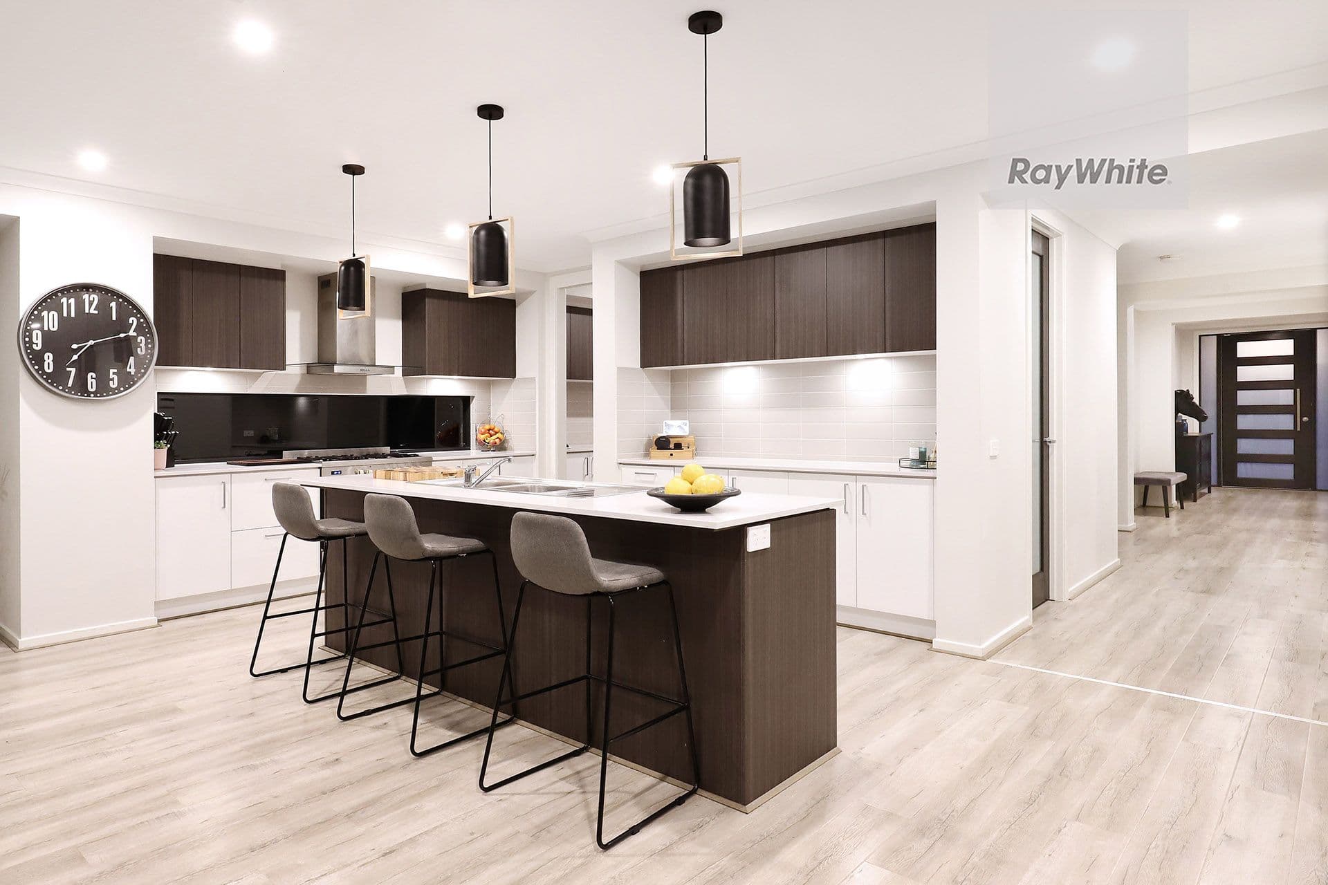 3 Boardwalk Rise, Craigieburn VIC 3064, Craigieburn - Thumbnail 3