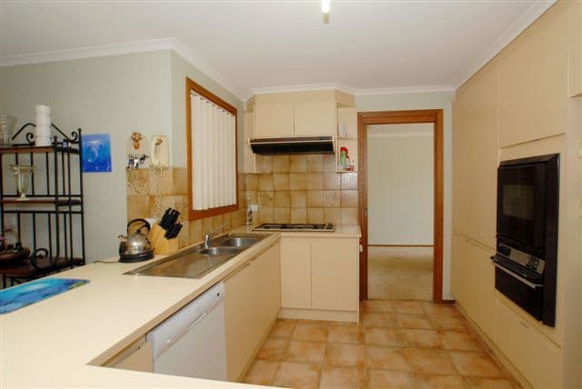 YARRABILBA, QLD, Yarrabilba - Thumbnail 2