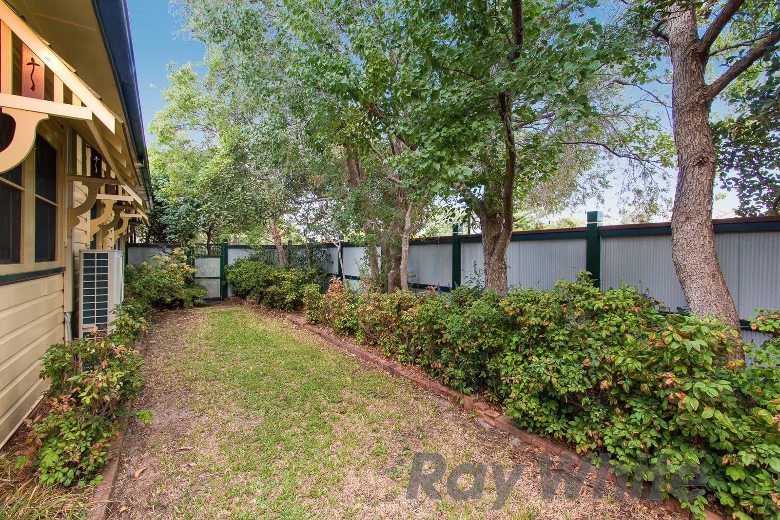134 Stewart Avenue, Hamilton South - Thumbnail 8