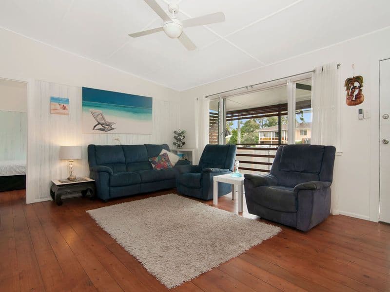 15 Echlin Street, Labrador QLD 4215, Labrador - Thumbnail 5