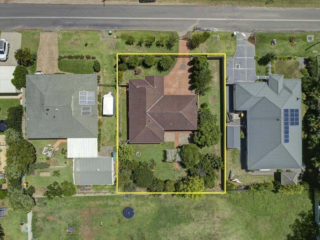 3 Charles Avenue, Morisset Park NSW 2264, Morisset Park - Thumbnail 5