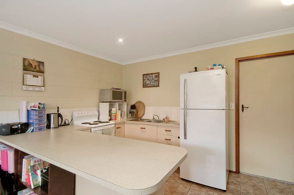 23 Philippine Parade, PALM BEACH QLD 4221, Palm Beach - Thumbnail 2
