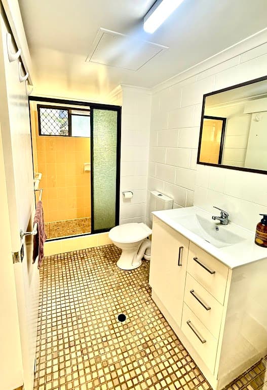 451-455 Severin Street, Manunda, QLD, 4870, Manunda - Thumbnail 8