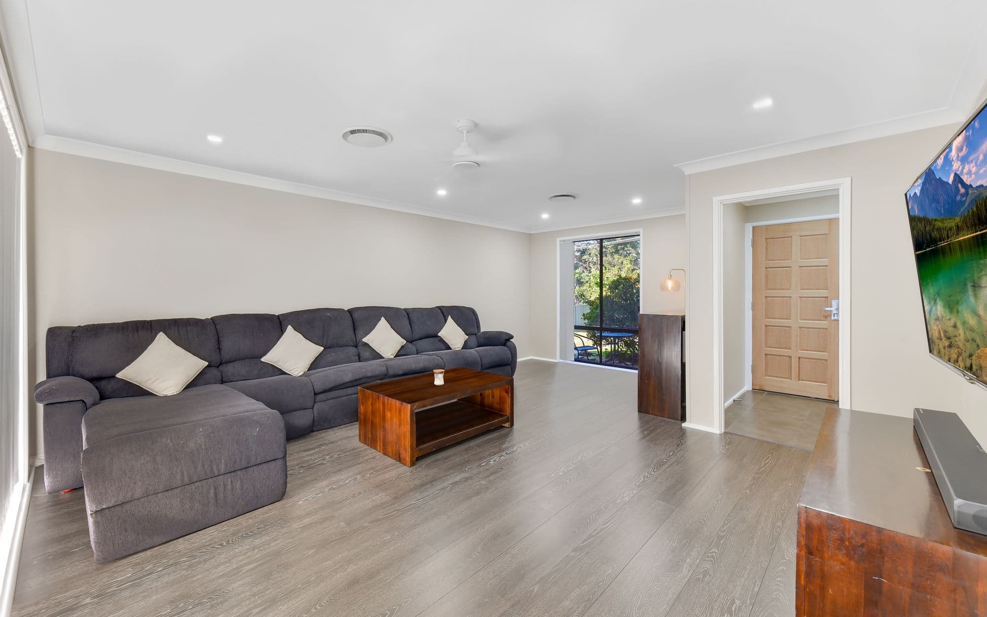 30 Canberra Crescent, Campbelltown NSW 2560, Campbelltown - Thumbnail 4
