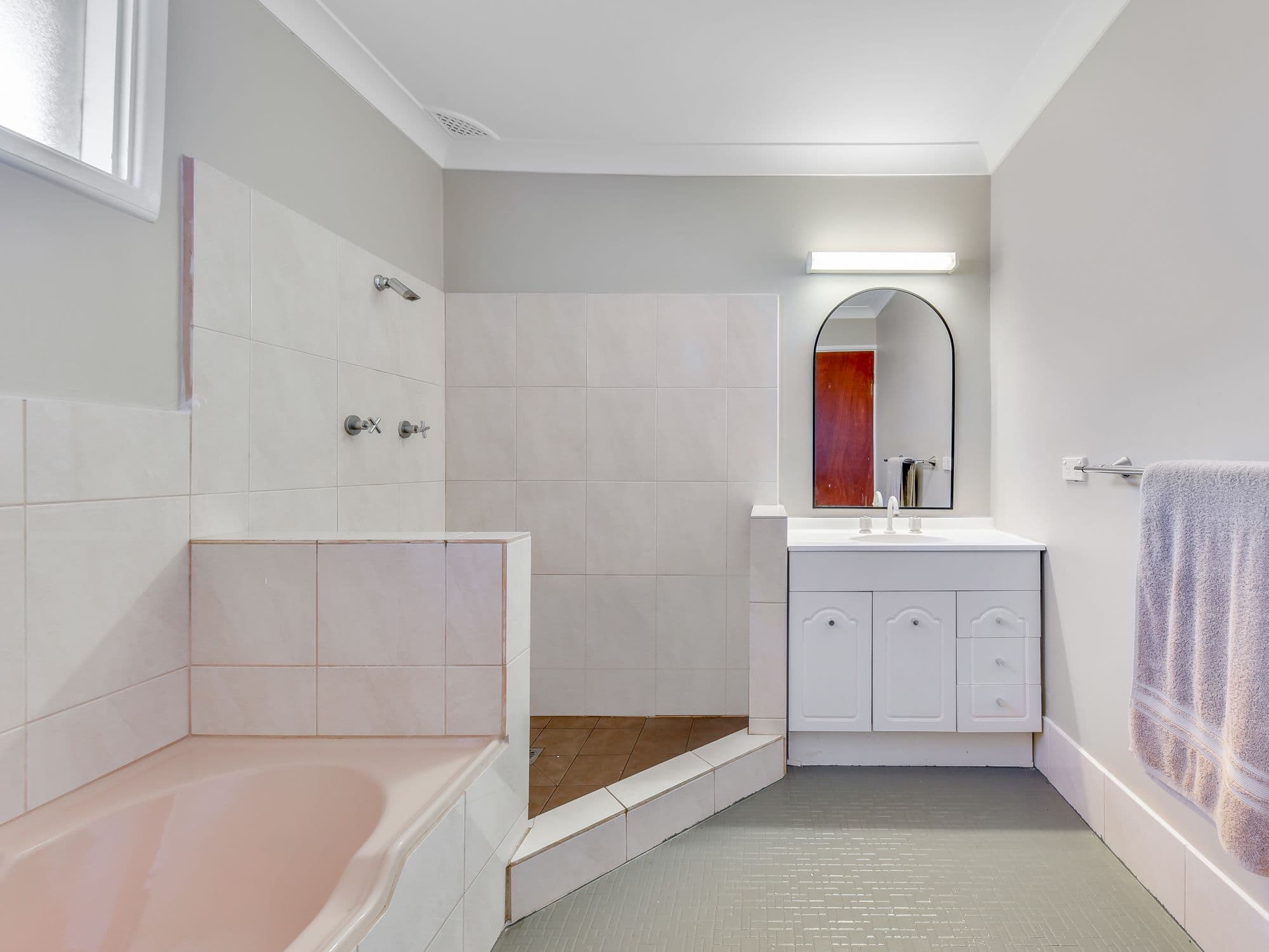 30 Canberra Crescent, Campbelltown NSW 2560, Campbelltown - Thumbnail 8