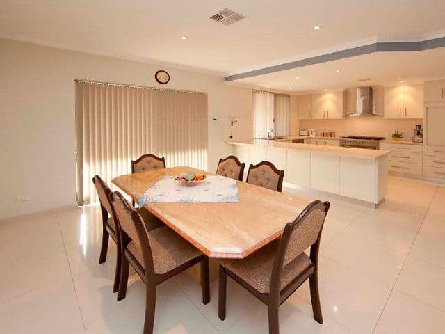 284 Fraser Road North, CANNING VALE WA 6155, Canning Vale - Thumbnail 7
