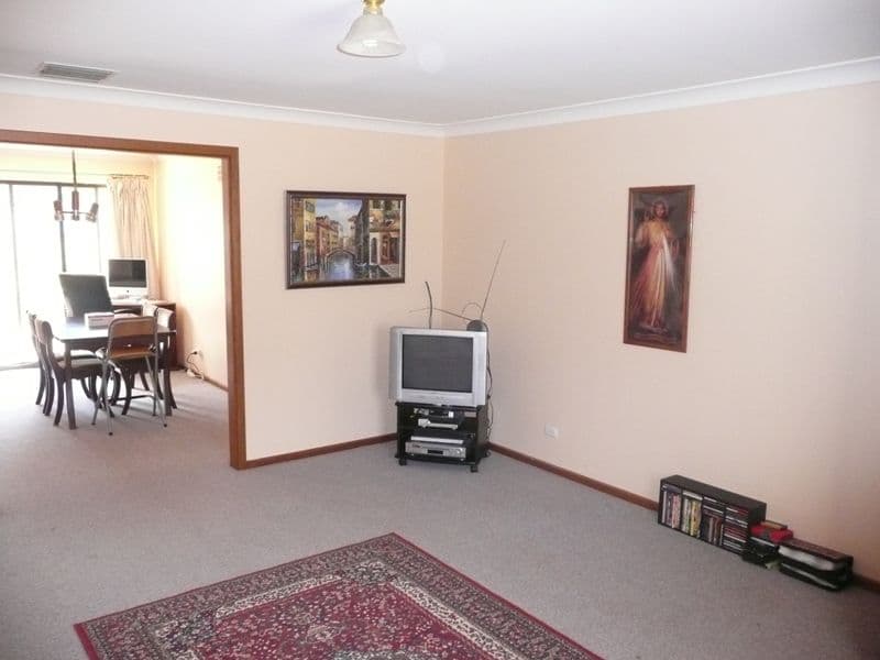 8 Joanne Terrace, PARAFIELD GARDENS SA 5107, Parafield Gardens - Thumbnail 2
