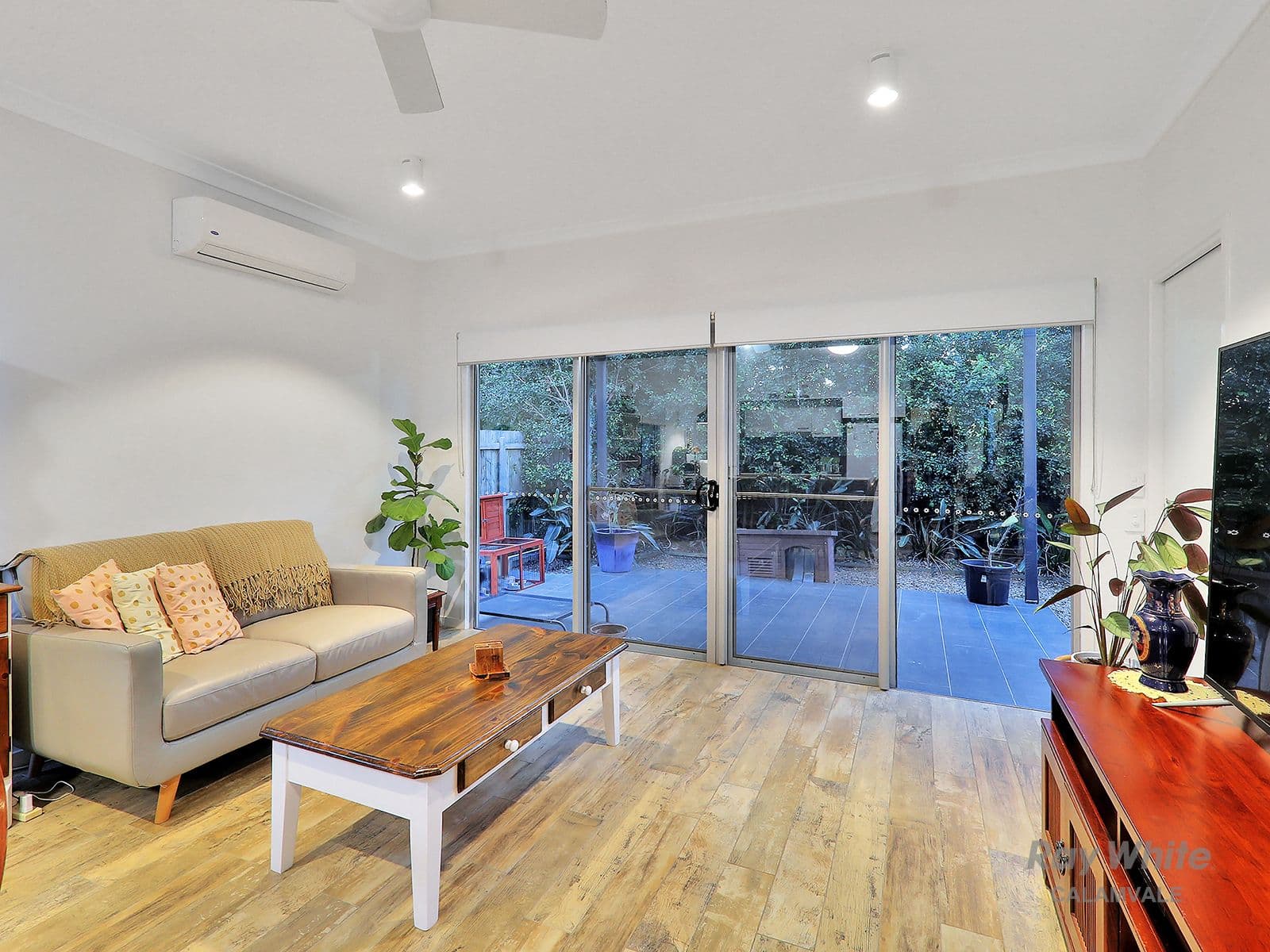 10 Lakewood Avenue, Parkinson QLD 4115, Parkinson - Thumbnail 5