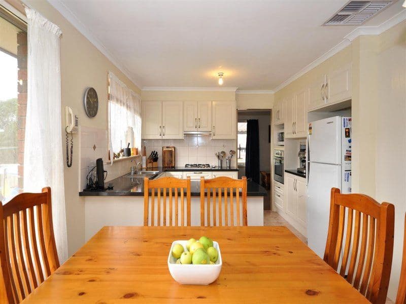 3 Molvig Court, TROTT PARK SA 5158, Trott Park - Thumbnail 5