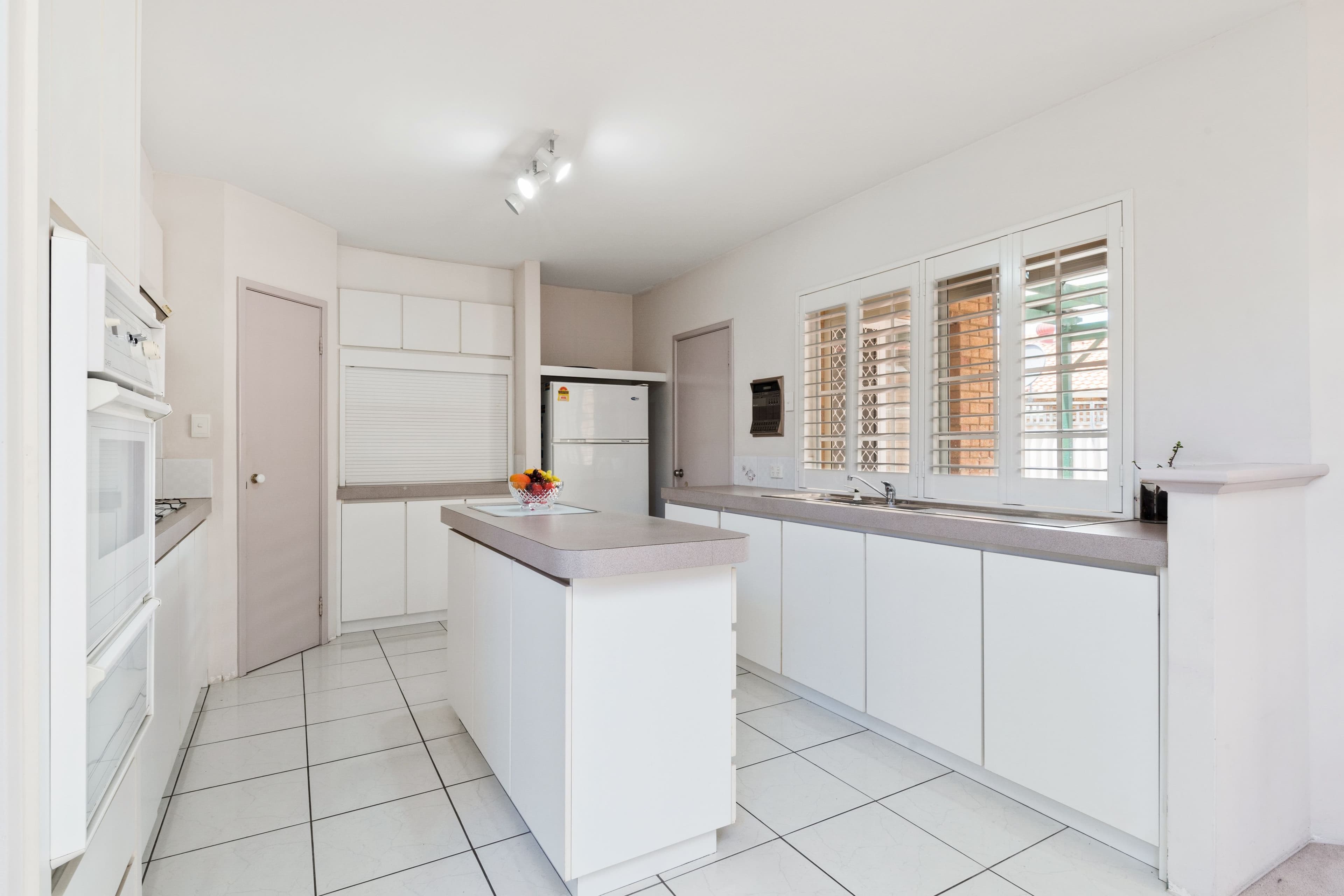 61 Lockhart Street, Como WA 6152, Como - Thumbnail 4