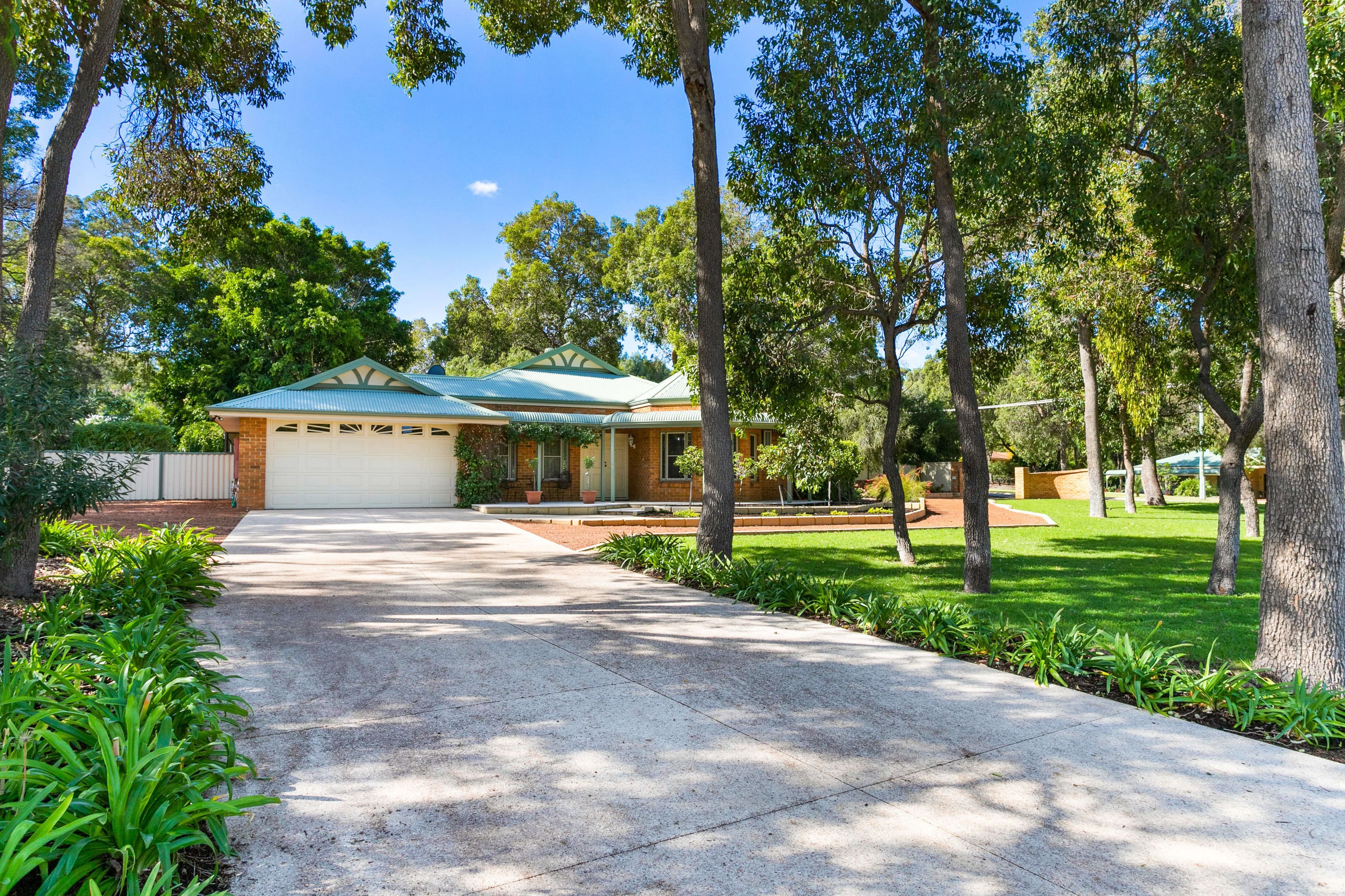 10 Jacaranda Drive, Wanneroo WA 6065, Wanneroo - Image 1