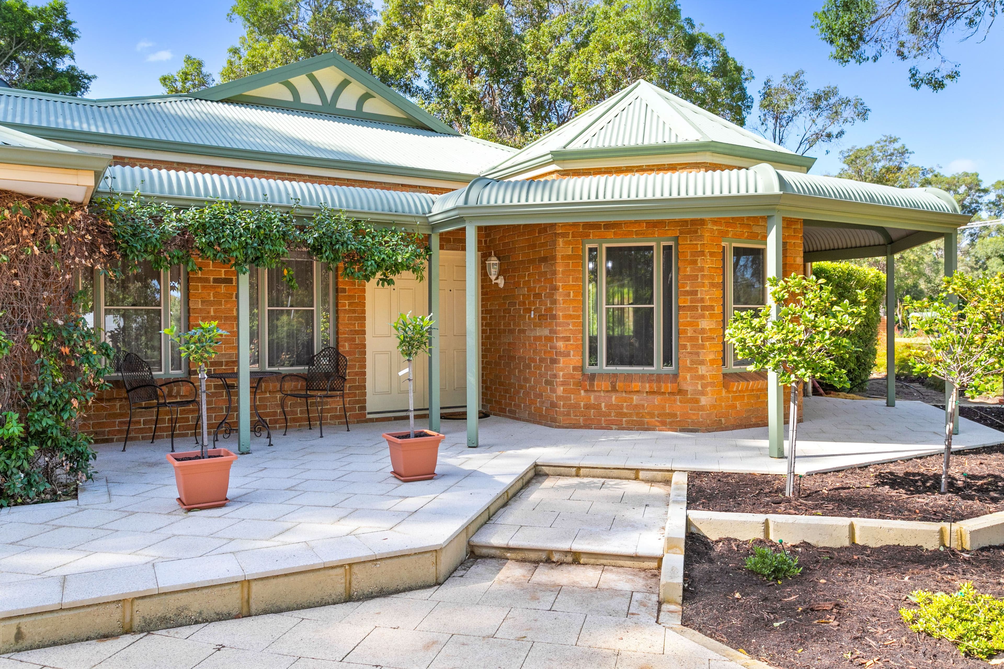10 Jacaranda Drive, Wanneroo WA 6065, Wanneroo - Thumbnail 4
