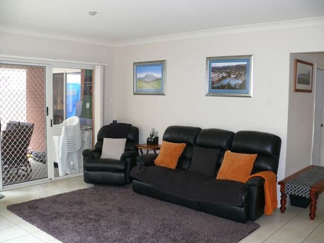 14 Sheffield Circuit, PACIFIC PINES QLD 4211, Pacific Pines - Thumbnail 4