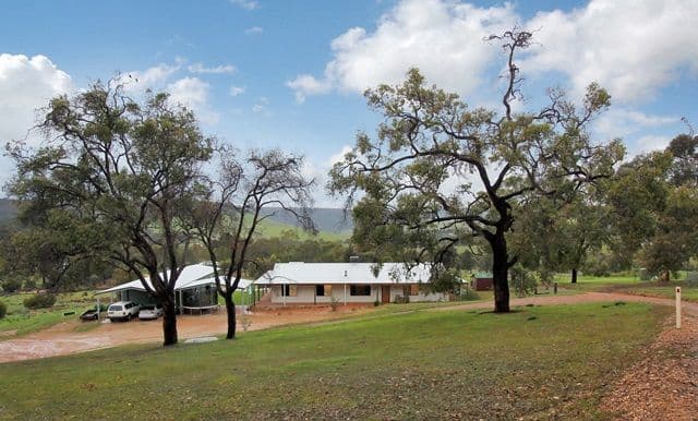 68 Lareema Drive, BULLSBROOK WA 6084, Bullsbrook - Image 1