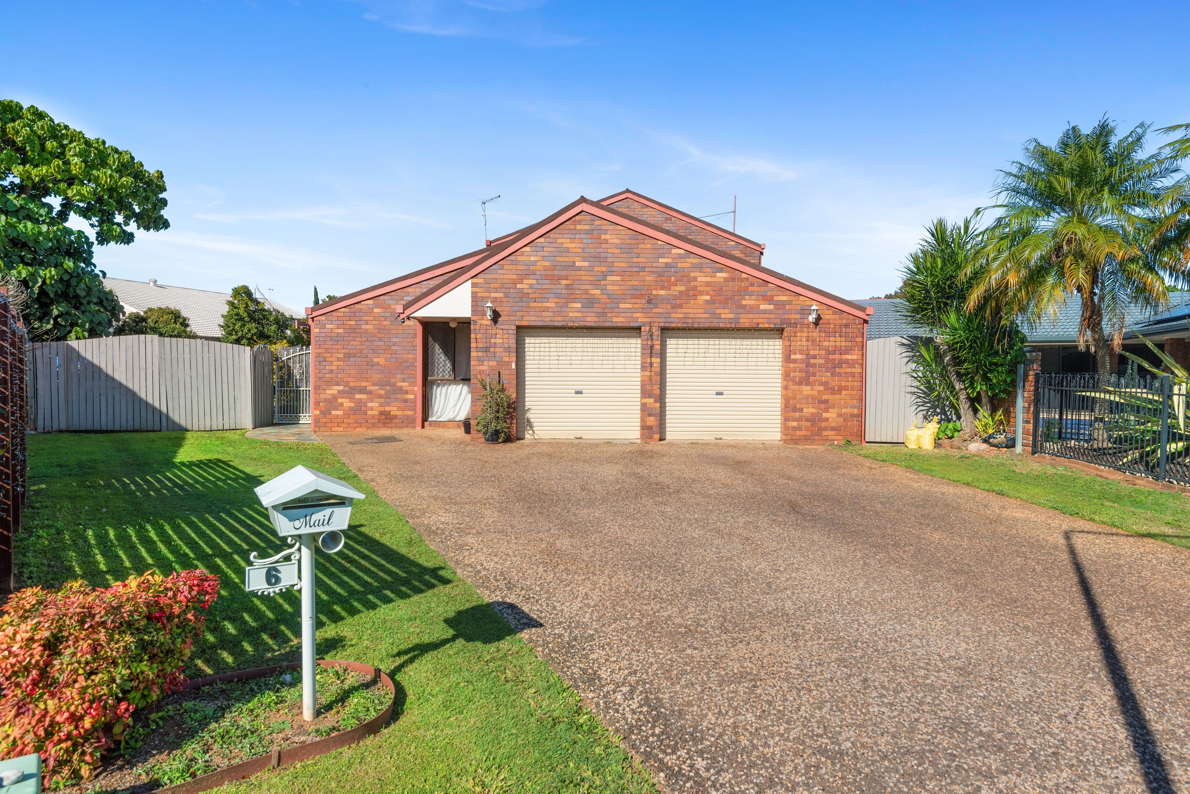 6 Seward Court, Eight Mile Plains QLD 4113, Eight Mile Plains - Image 1