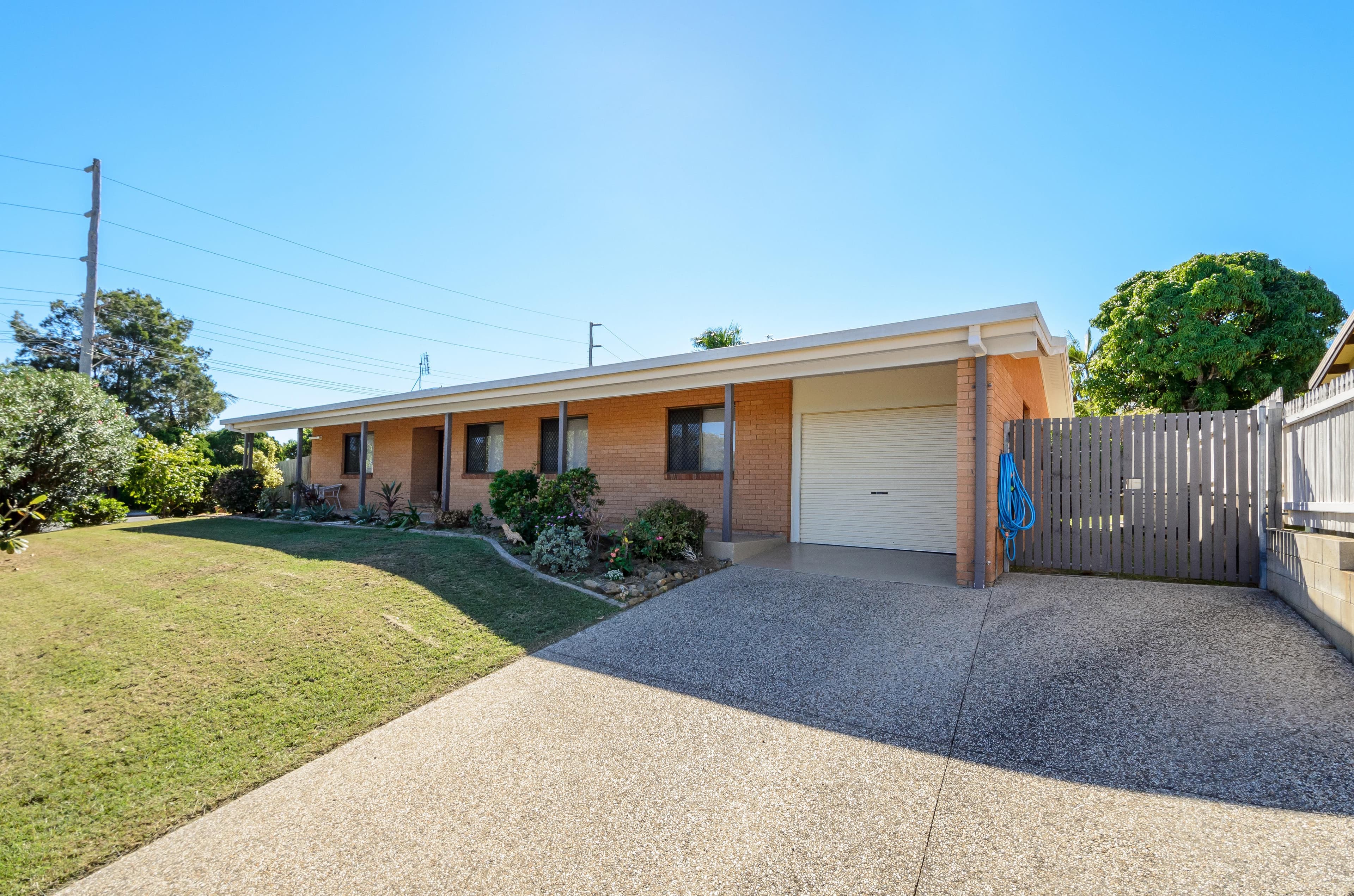 2 Atholl Court, Kin Kora QLD 4680, Kin Kora - Thumbnail 2