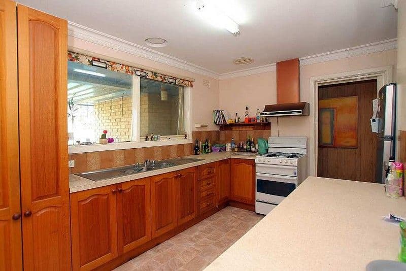 14 Holme Road, FERNTREE GULLY VIC 3156, Ferntree Gully - Thumbnail 3
