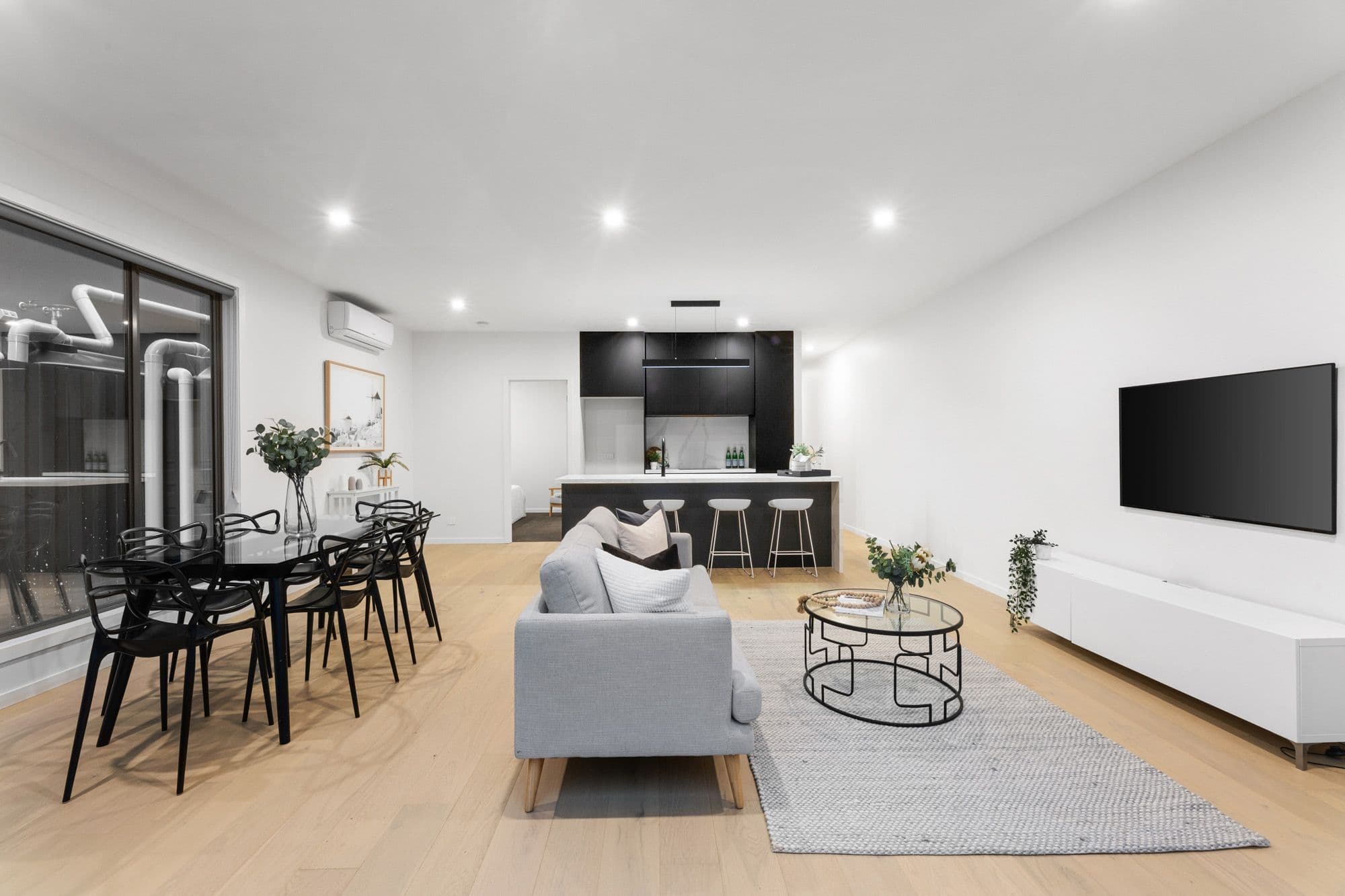 16 McCubbin Street, Burwood VIC 3125, Burwood - Thumbnail 3
