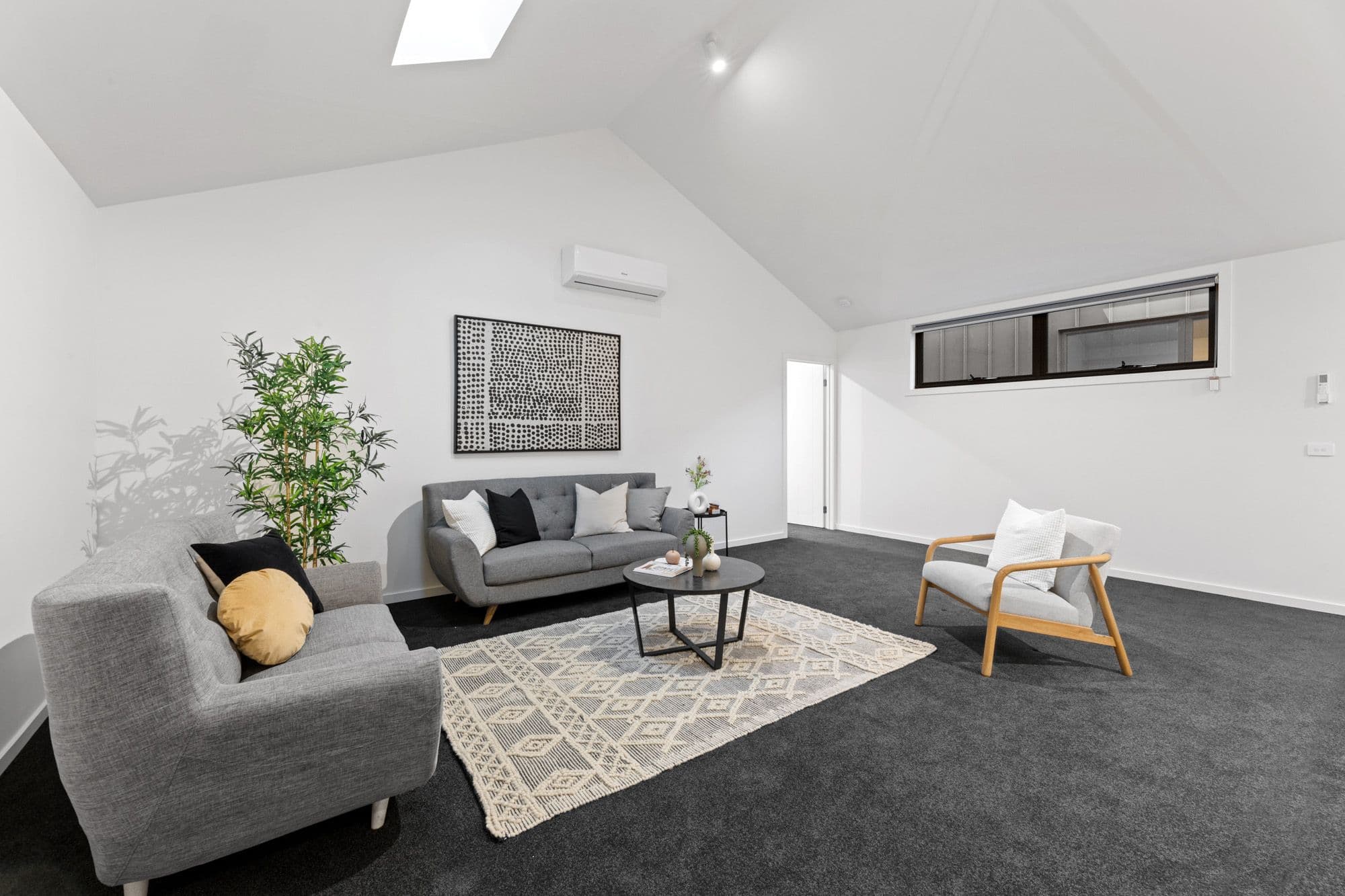 16 McCubbin Street, Burwood VIC 3125, Burwood - Thumbnail 4