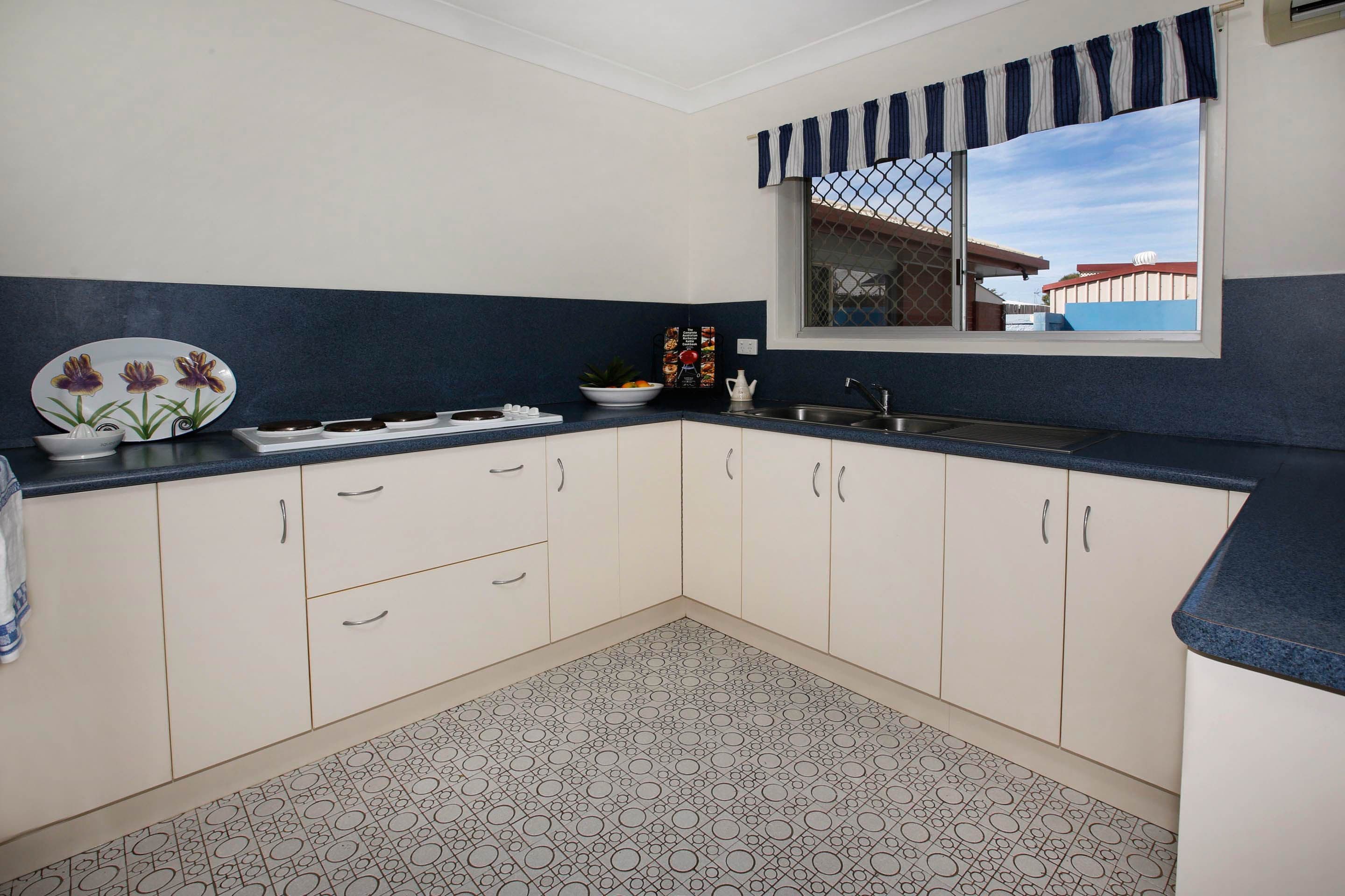 13 Fardon Street, ANNANDALE QLD 4814, Annandale - Thumbnail 2