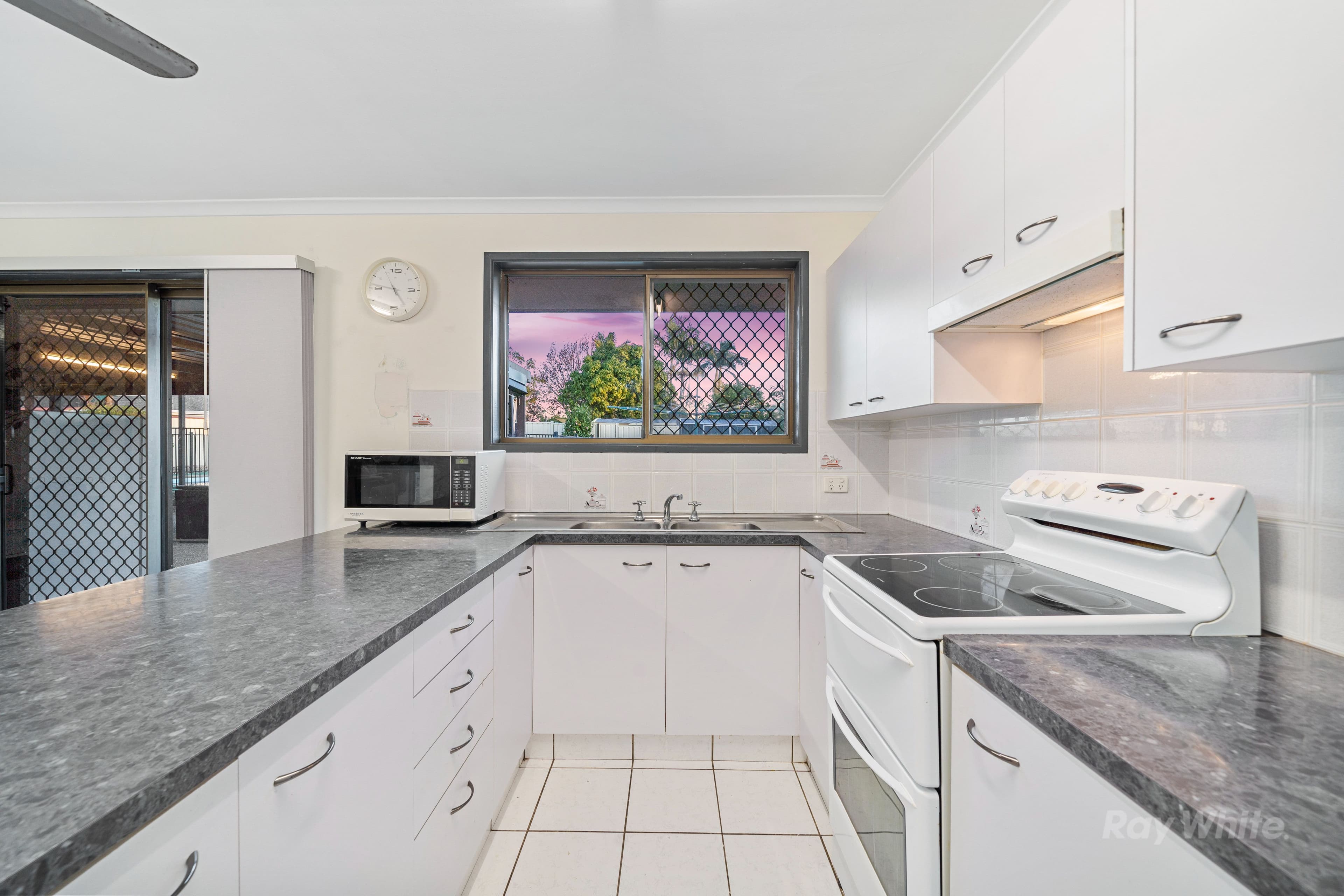 9 AMMONS Street, Browns Plains QLD 4118, Browns Plains - Thumbnail 6