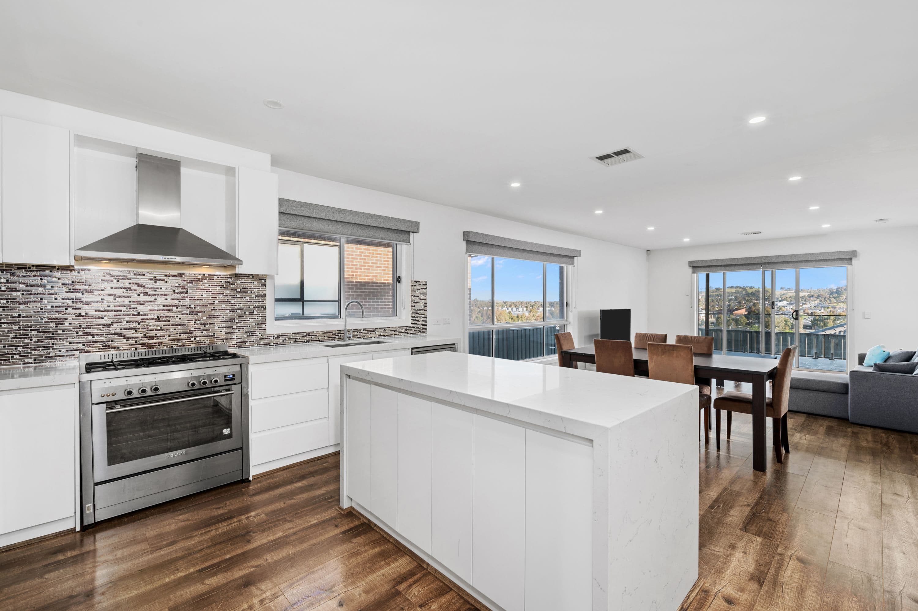 81 Langdon Drive, Mernda VIC 3754, Mernda - Thumbnail 2