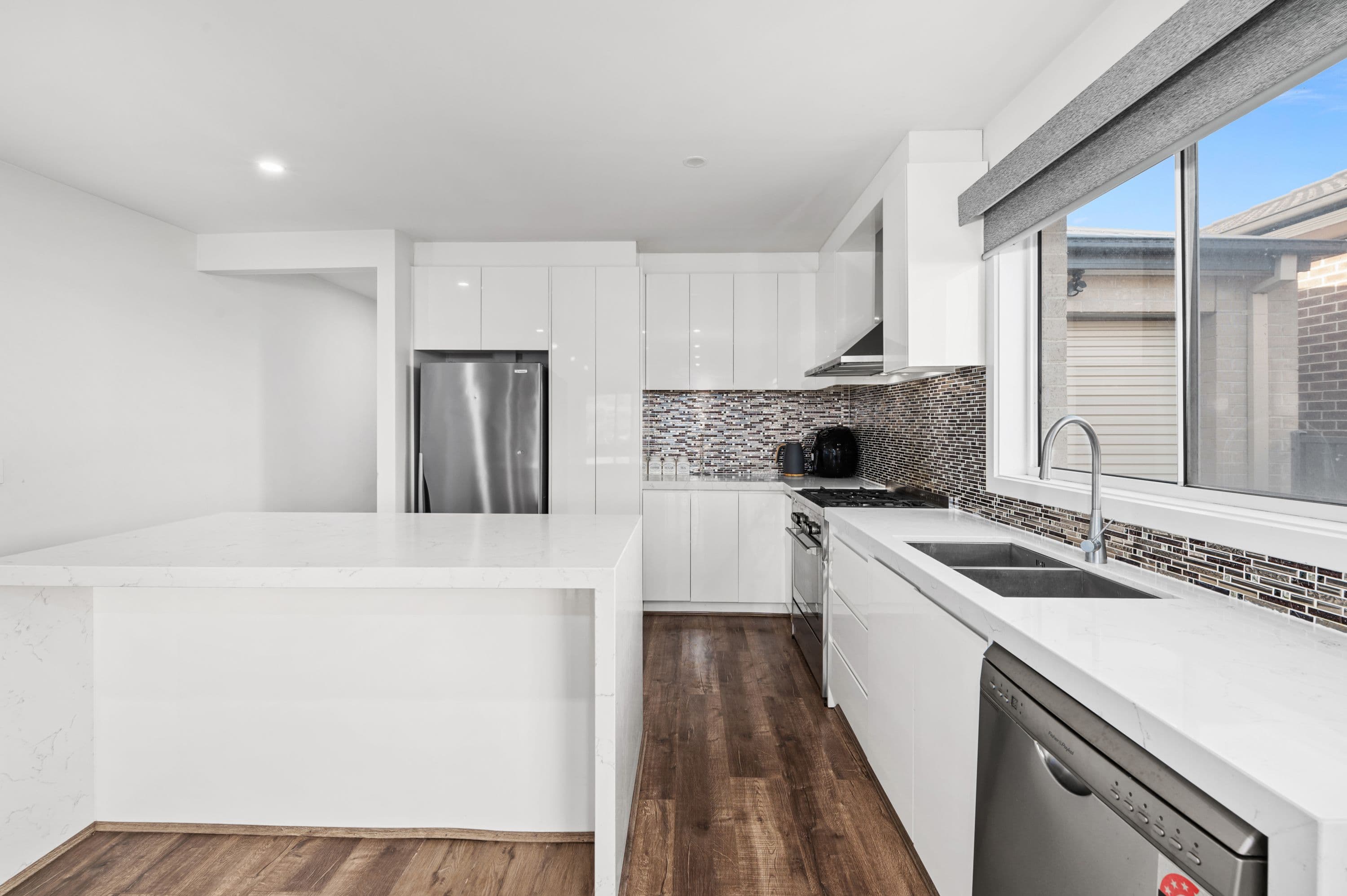 81 Langdon Drive, Mernda VIC 3754, Mernda - Thumbnail 3