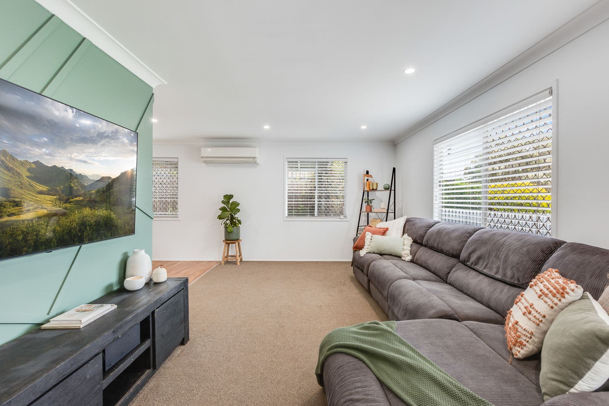 10 Kratzmann Court, Kearneys Spring QLD 4350, Kearneys Spring - Thumbnail 2