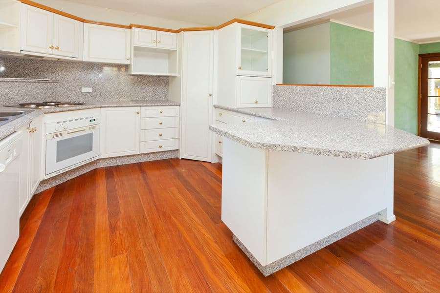 60 Dobbs Street, HOLLAND PARK WEST QLD 4121, Holland Park West - Thumbnail 3