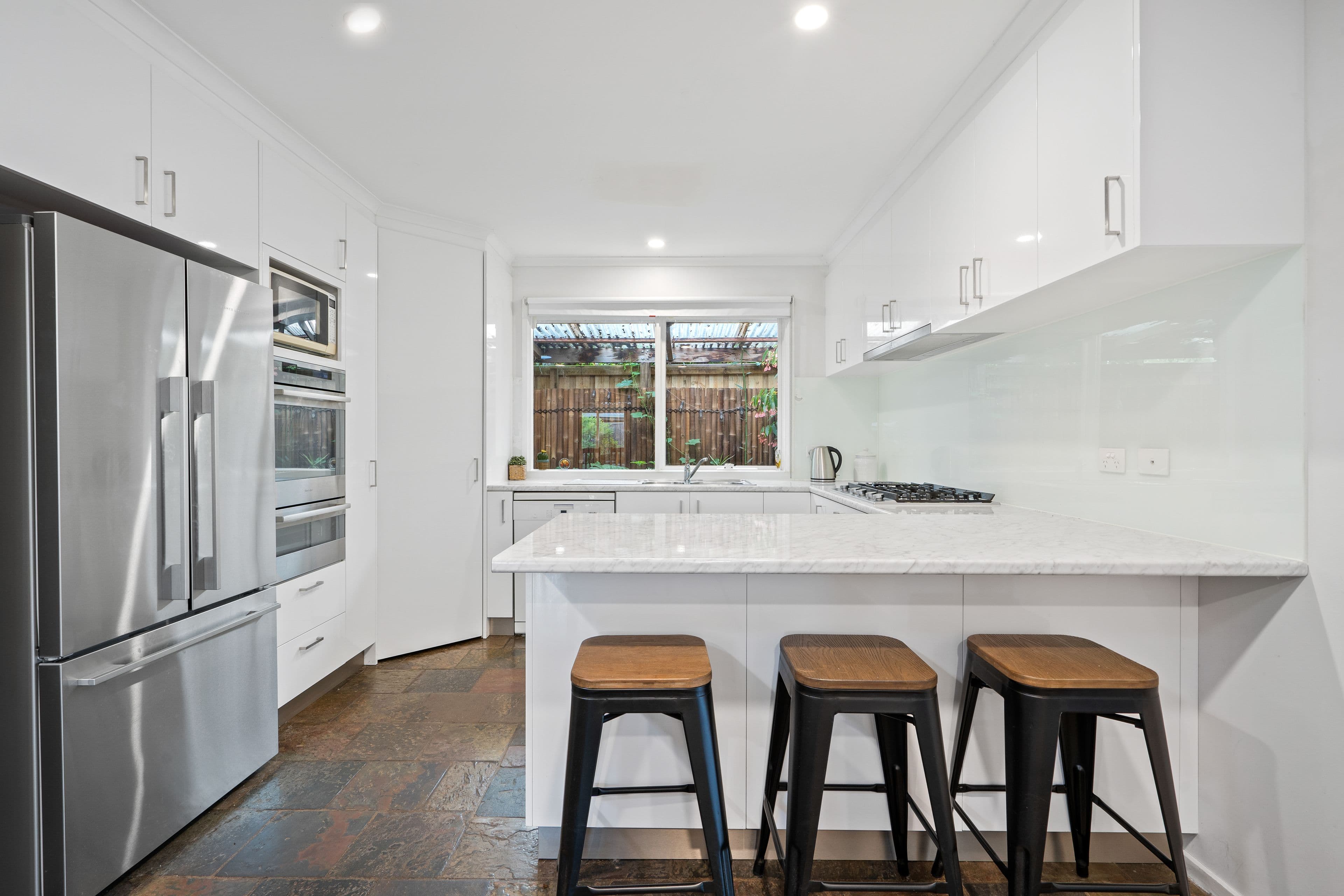 7 Berala Place, Mill Park VIC 3082, Mill Park - Thumbnail 2