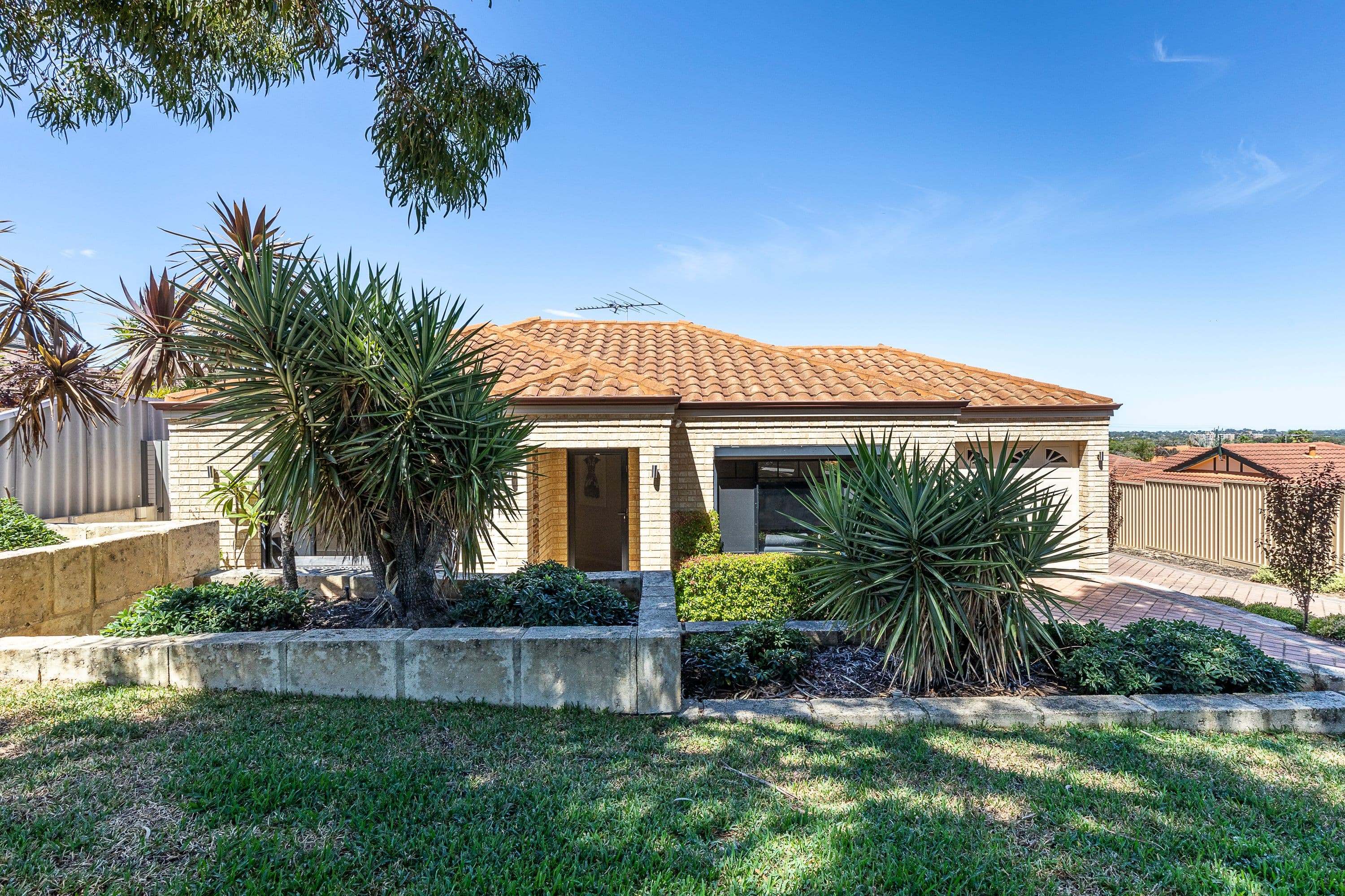 10A Kinsella Street, Joondanna WA 6060, Joondanna - Thumbnail 2