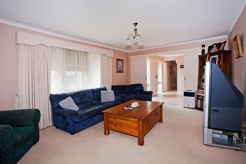5 Cortland Drive, HIGHTON VIC 3216, Highton - Thumbnail 4