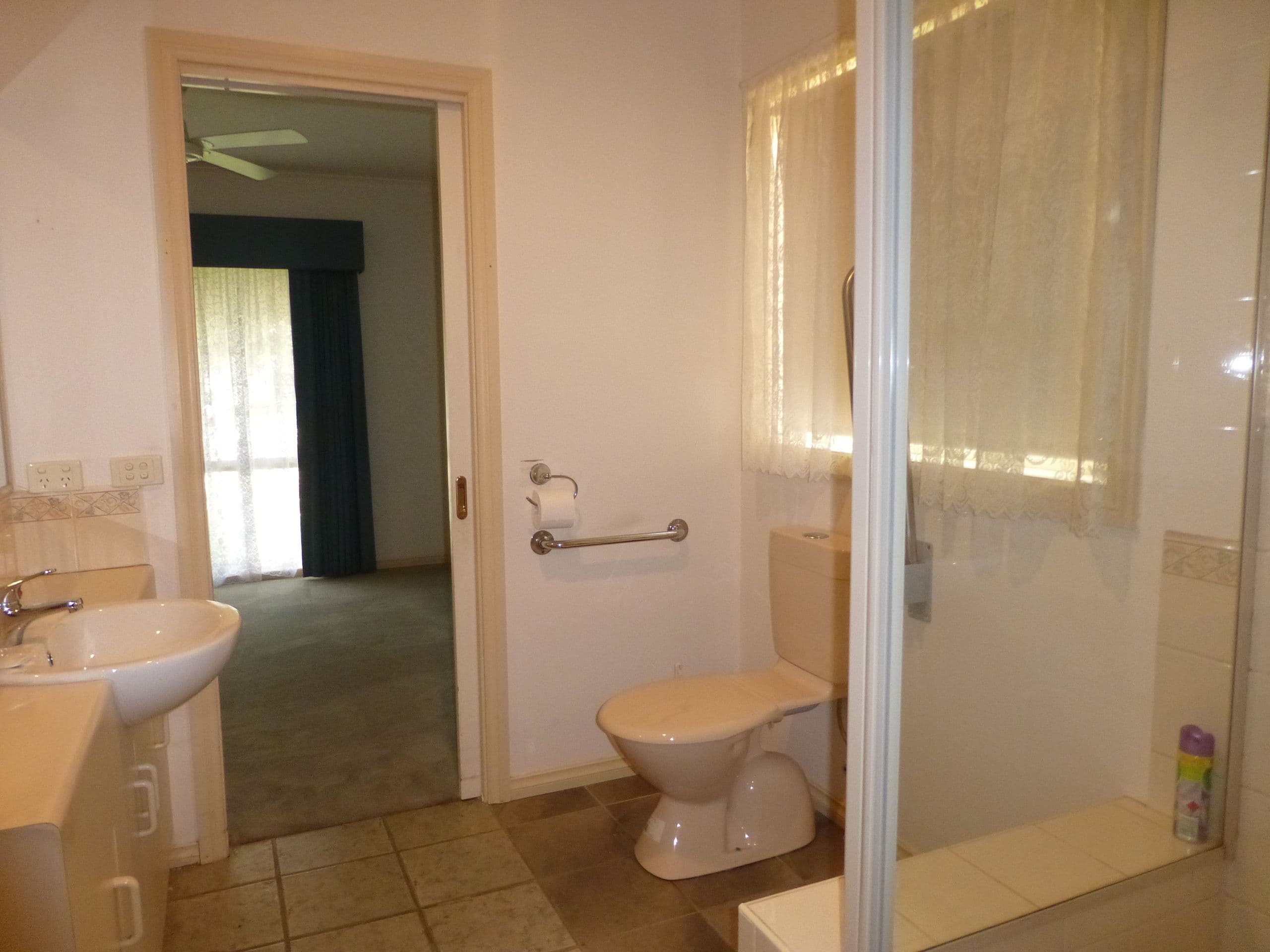 122 Pakenham Street, Echuca VIC 3564, Echuca - Thumbnail 2