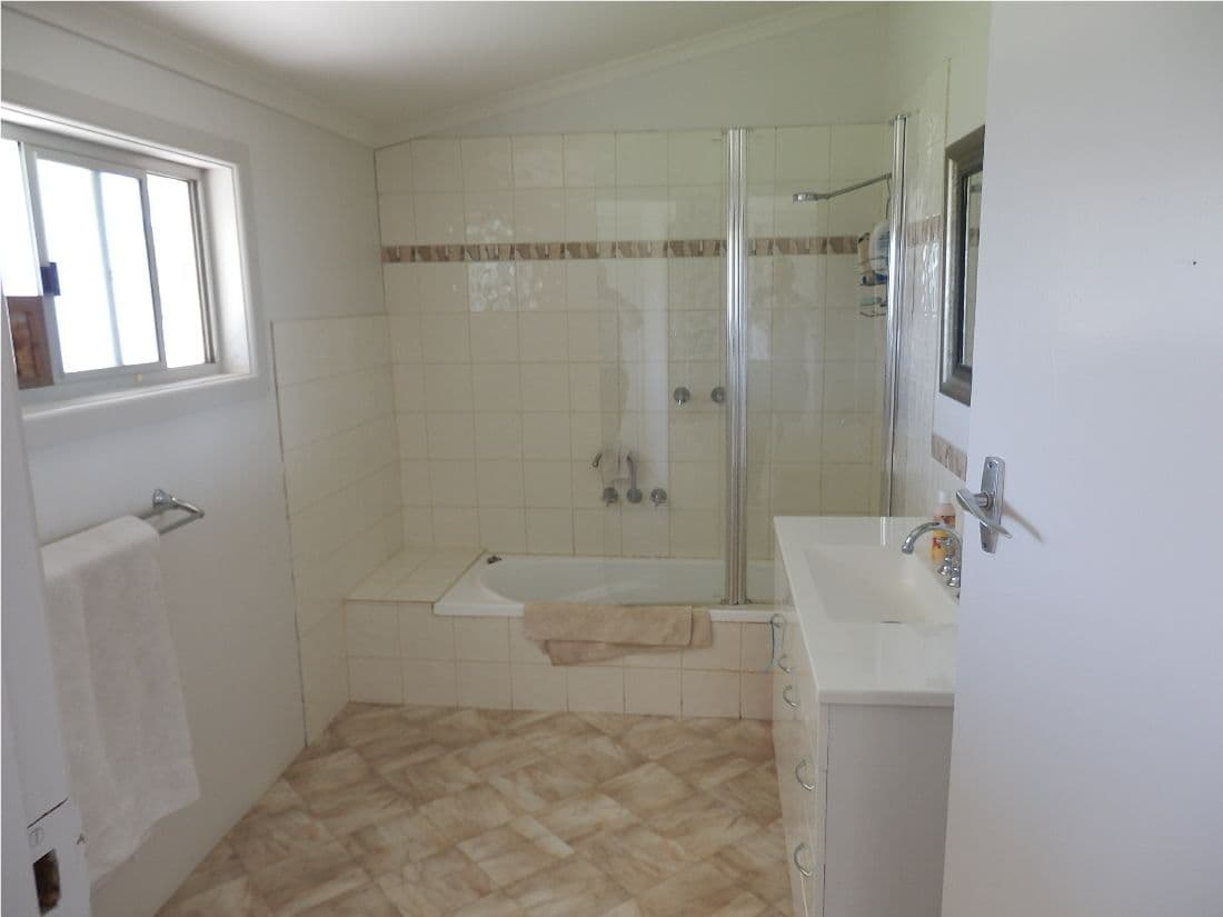 5 Simmie Road, ECHUCA VIC 3564, Echuca Village - Thumbnail 5