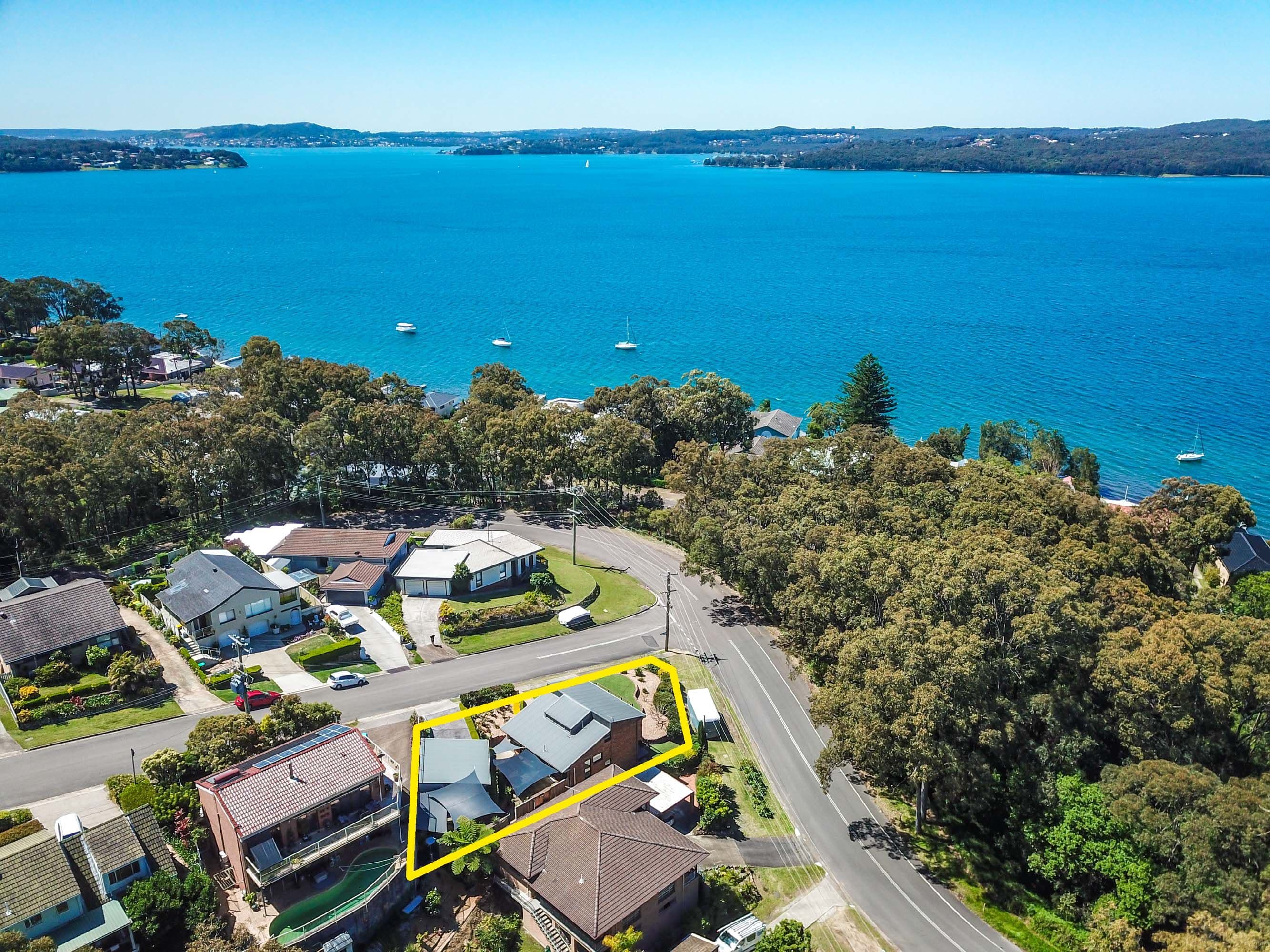 1 The Quarterdeck, Carey Bay - Image 1