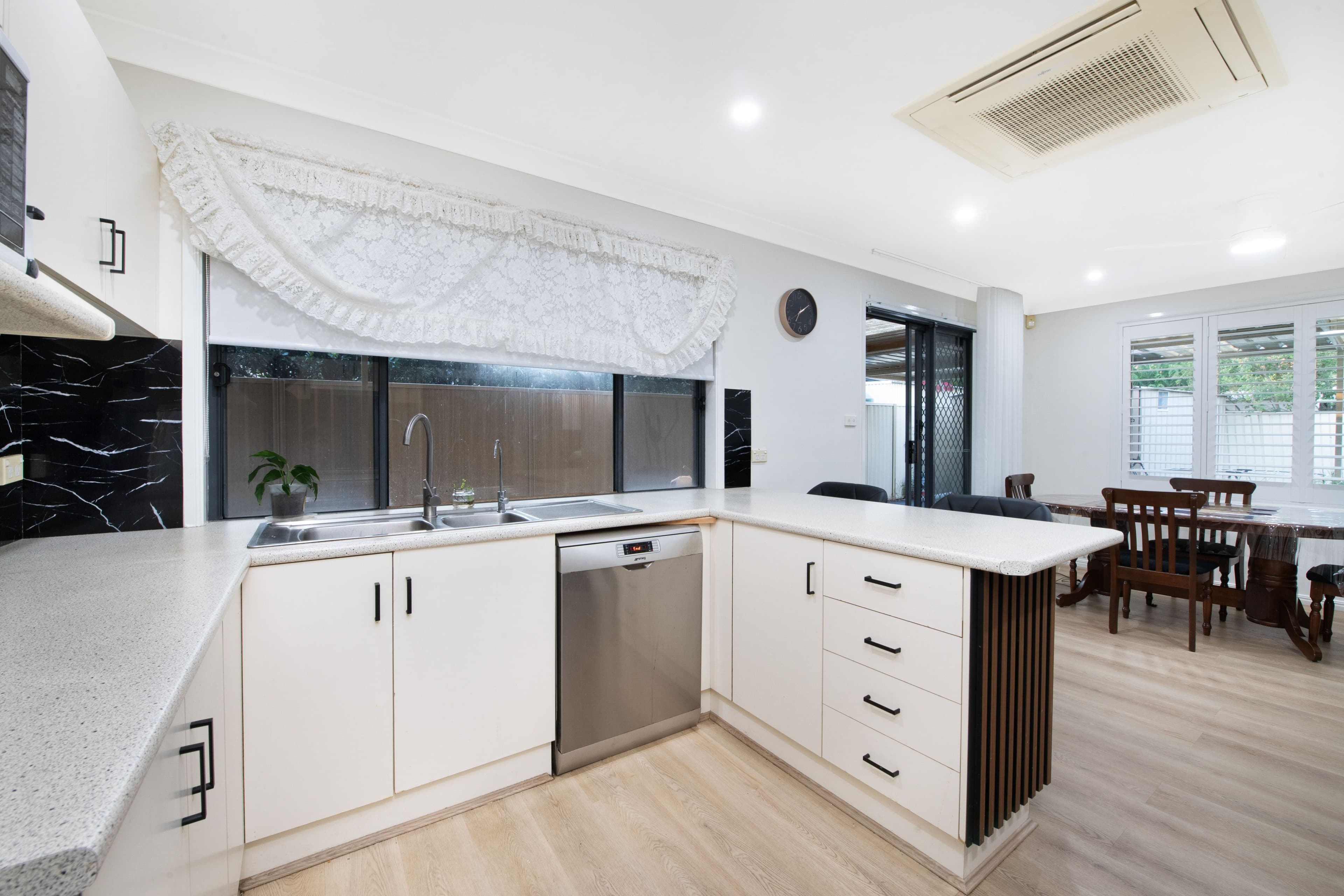 14 Hillary Crescent, Modbury North SA 5092, Modbury North - Thumbnail 6
