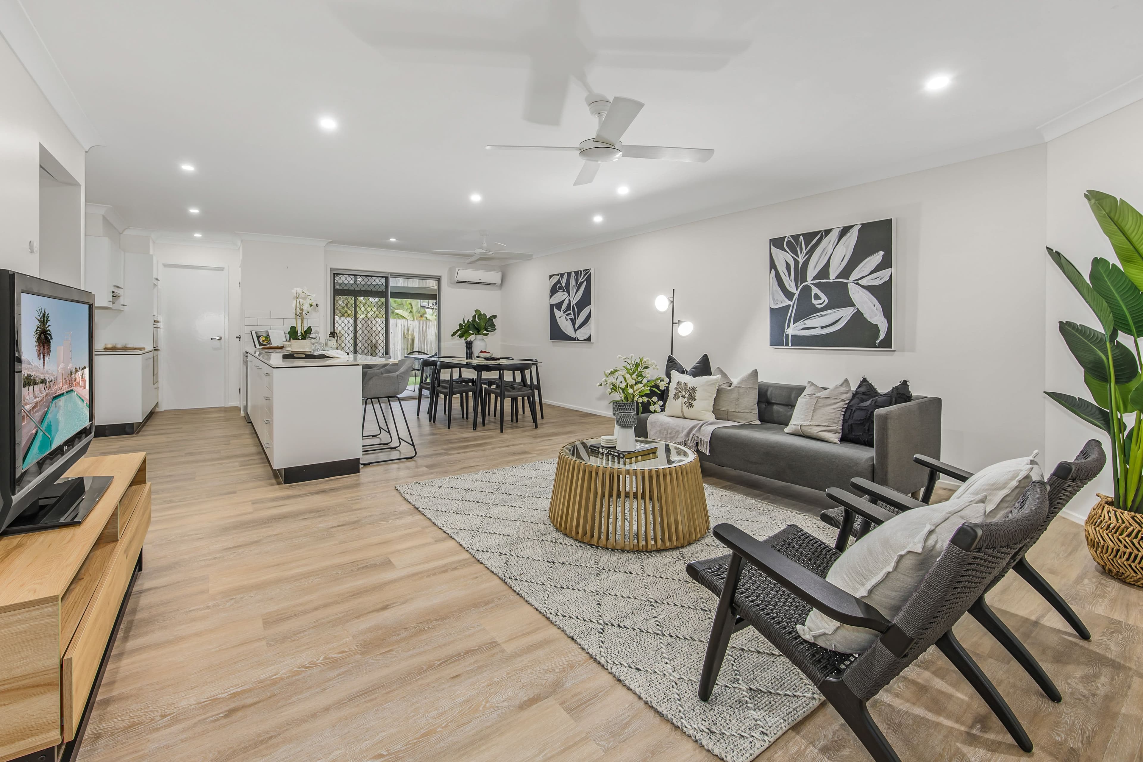 21 Felling Drive, Maudsland QLD 4210, Maudsland - Thumbnail 2