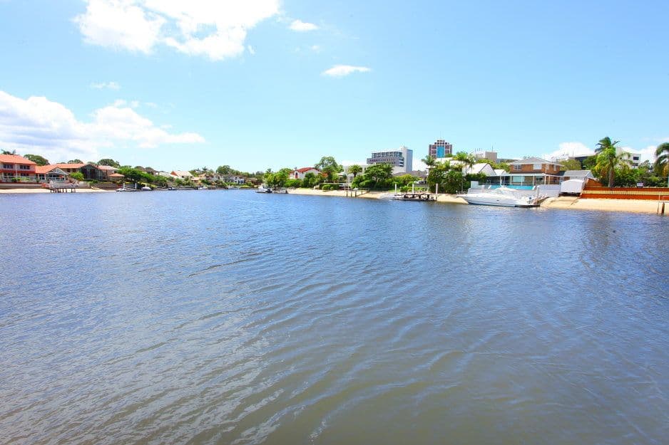 9 Daimler Drive, Bundall QLD 4217, Bundall - Thumbnail 6