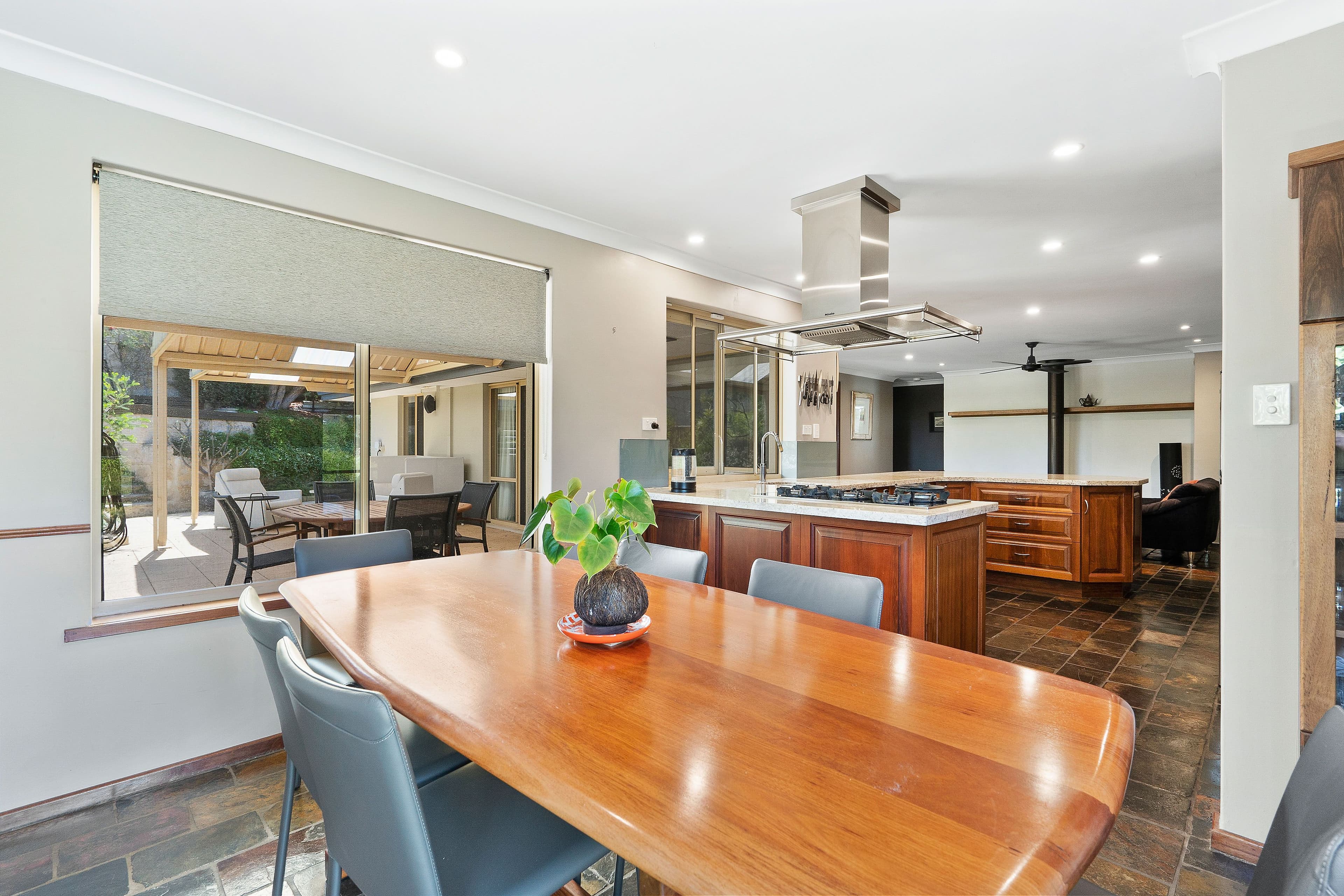 9 Dempster Place, Sorrento WA 6020, Sorrento - Thumbnail 6