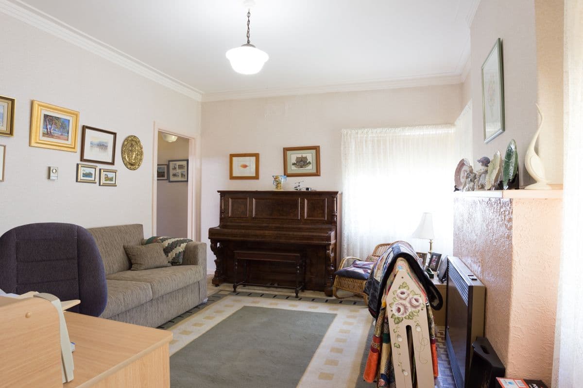 17 Maxwell Avenue, Orange - Thumbnail 3