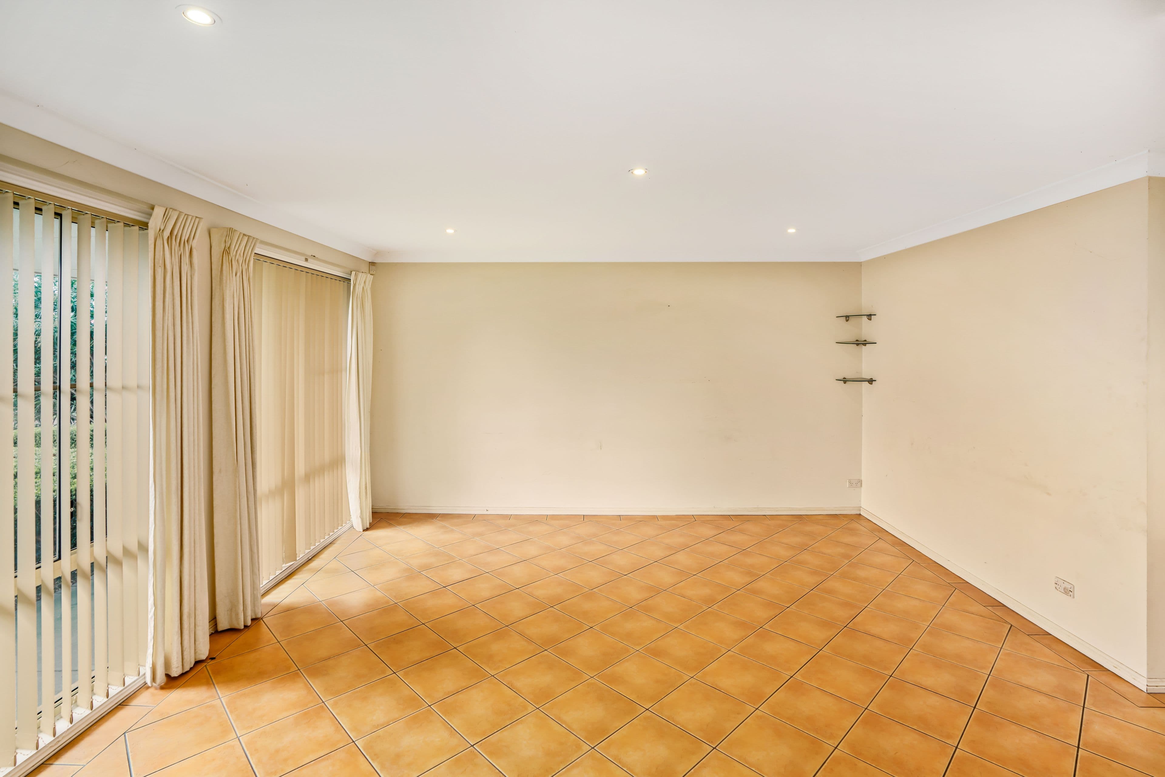 5 Condie Crescent, North Nowra NSW 2541, North Nowra - Thumbnail 4