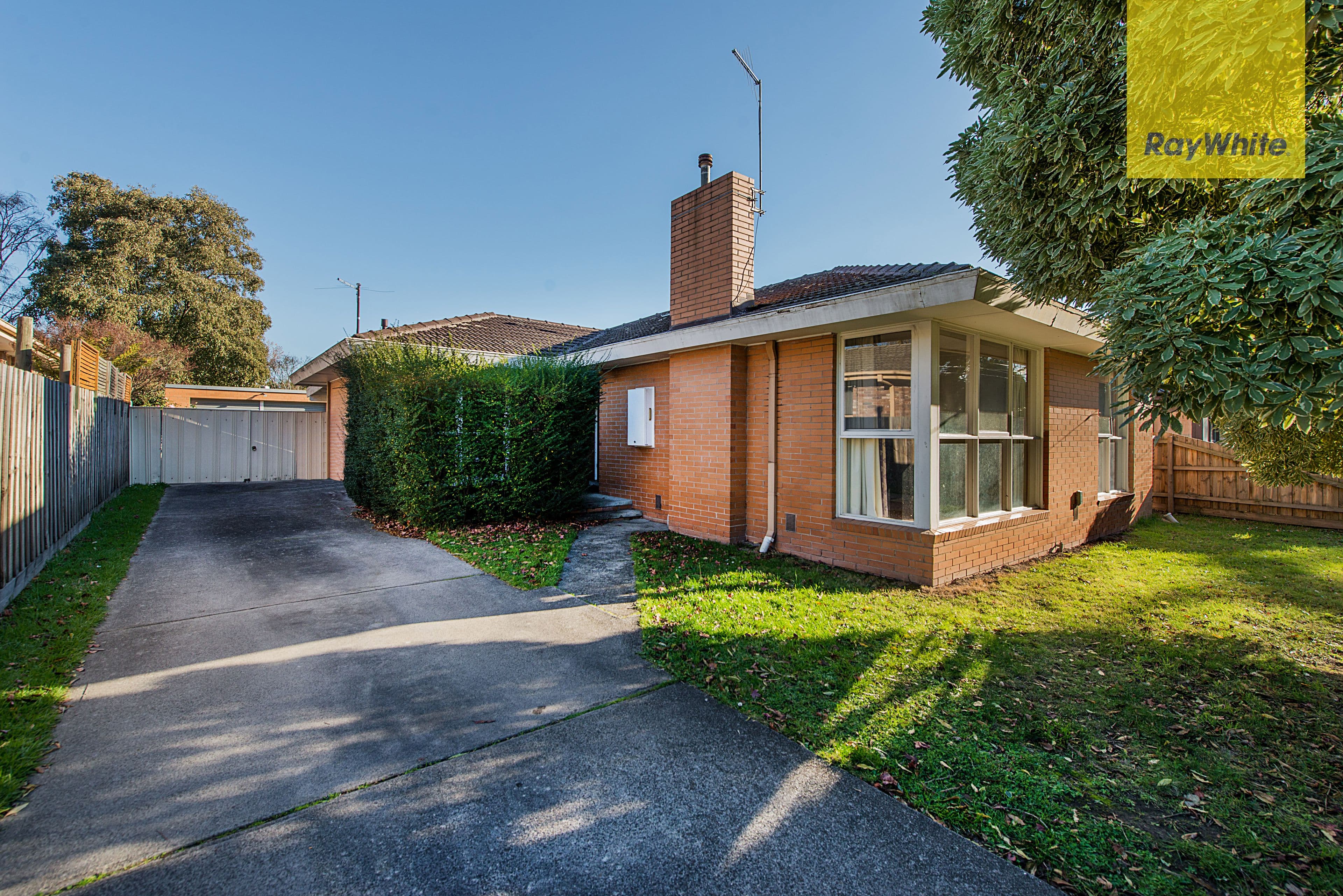 5 Clow Avenue, Upper Ferntree Gully VIC 3156, Upper Ferntree Gully - Thumbnail 2