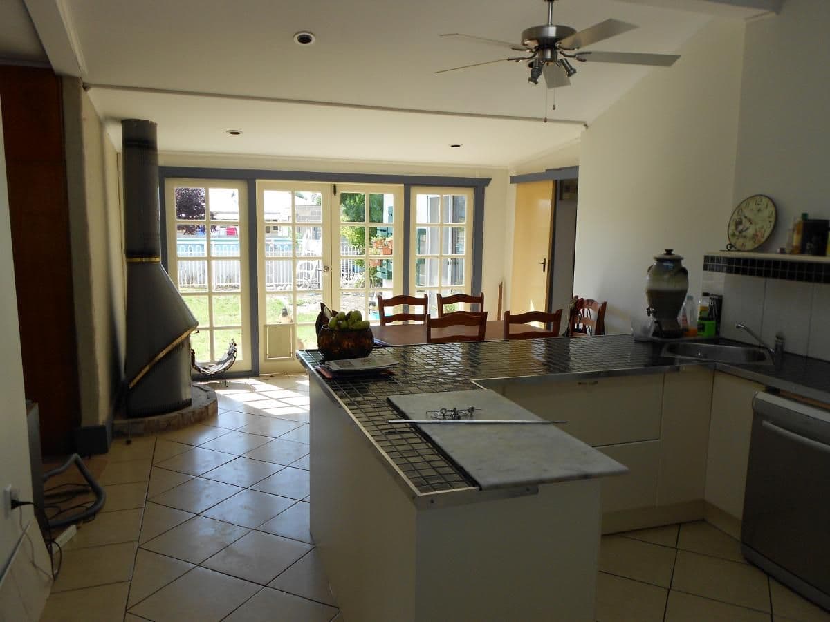 10 Haynes Street, BORDERTOWN SA 5268, Bordertown - Thumbnail 2