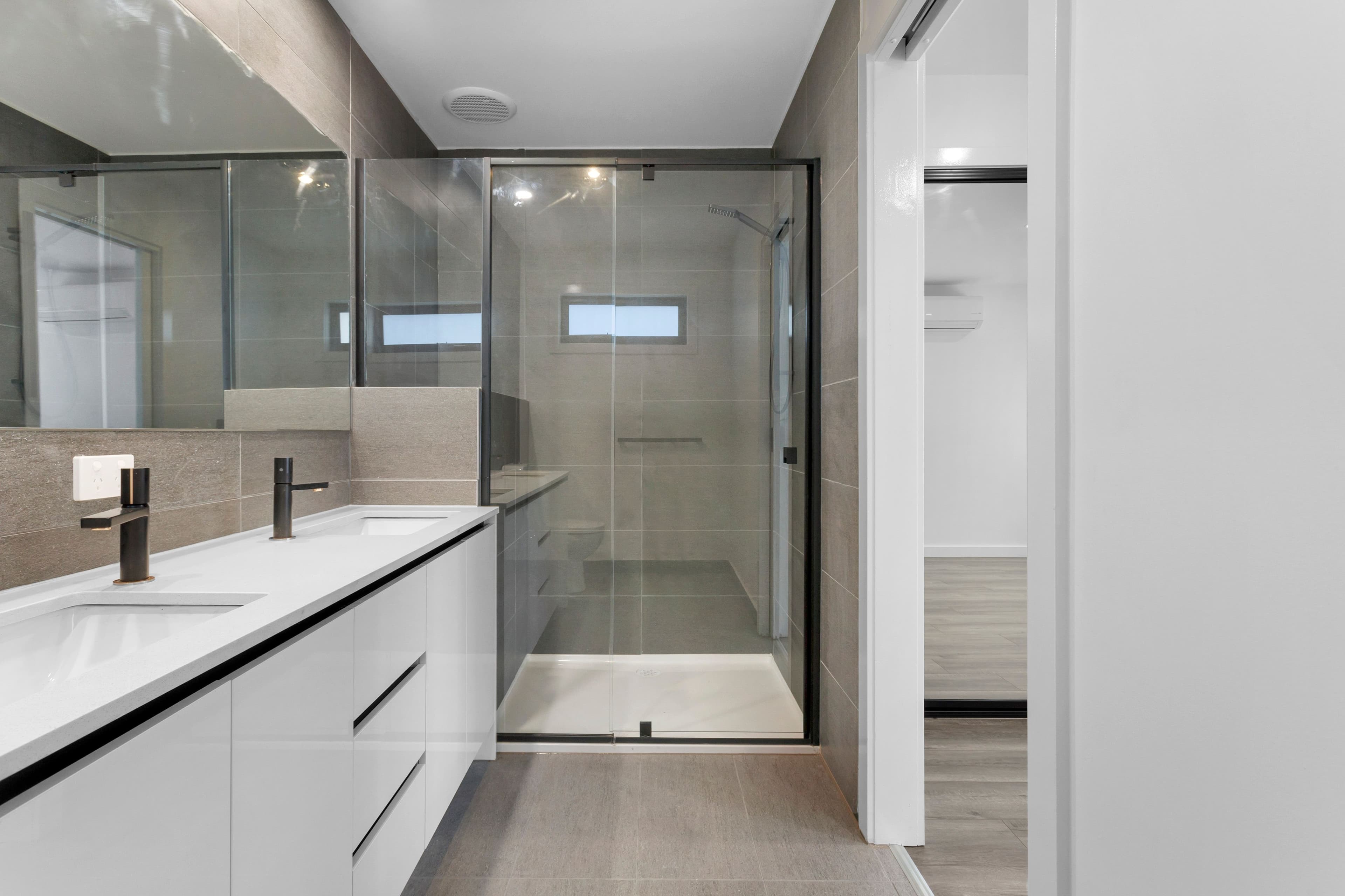 28-30 Tramoo Street, Lalor VIC 3075, Lalor - Thumbnail 7