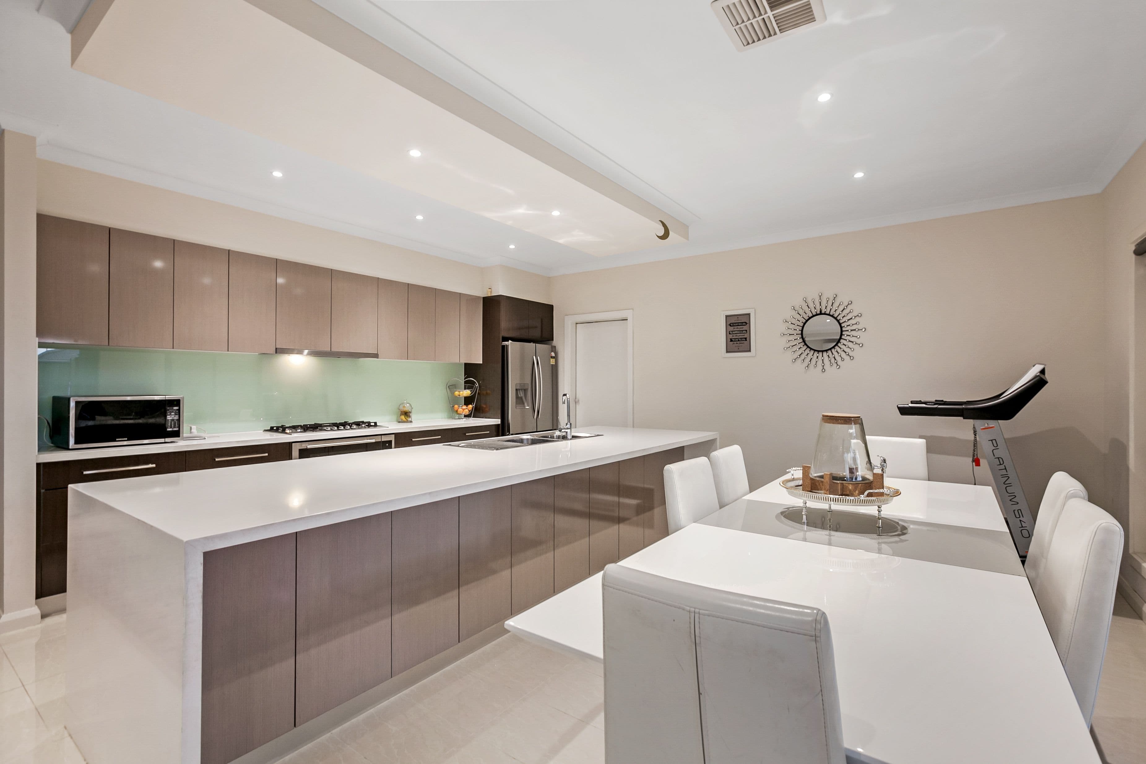 10 Blainey Crescent, Epping VIC 3076, Epping - Thumbnail 2