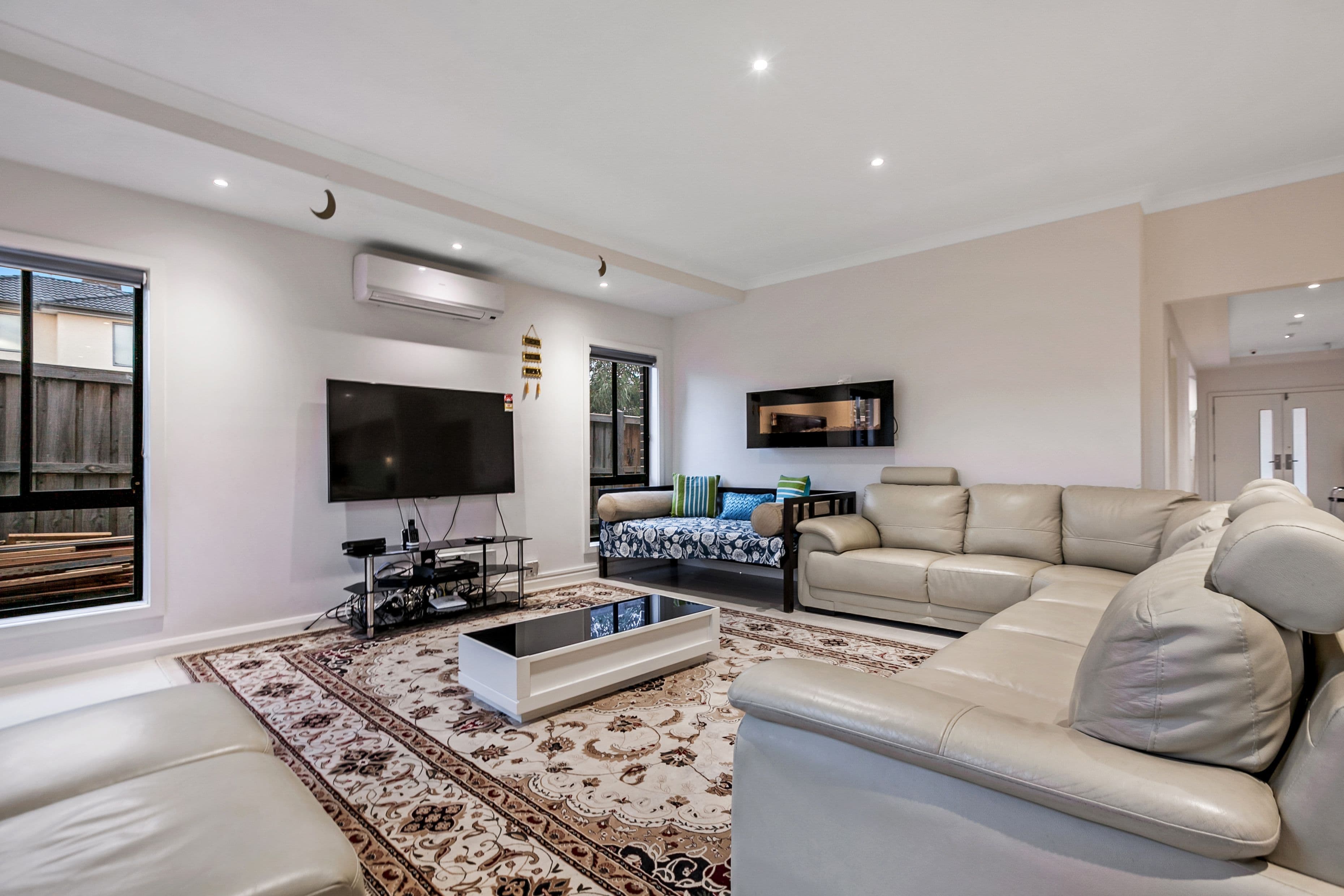 10 Blainey Crescent, Epping VIC 3076, Epping - Thumbnail 4