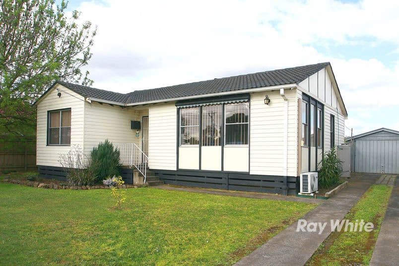 27 Cootamundra Street, DOVETON VIC 3177, Doveton - Image 1