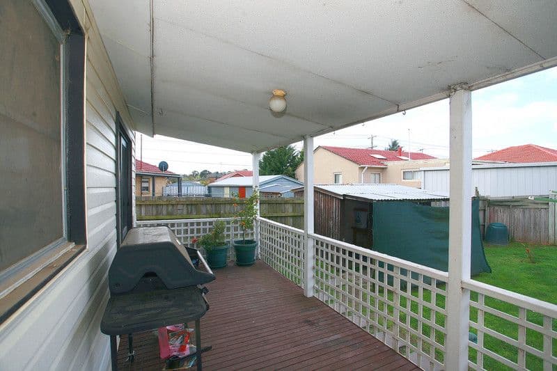 27 Cootamundra Street, DOVETON VIC 3177, Doveton - Thumbnail 7