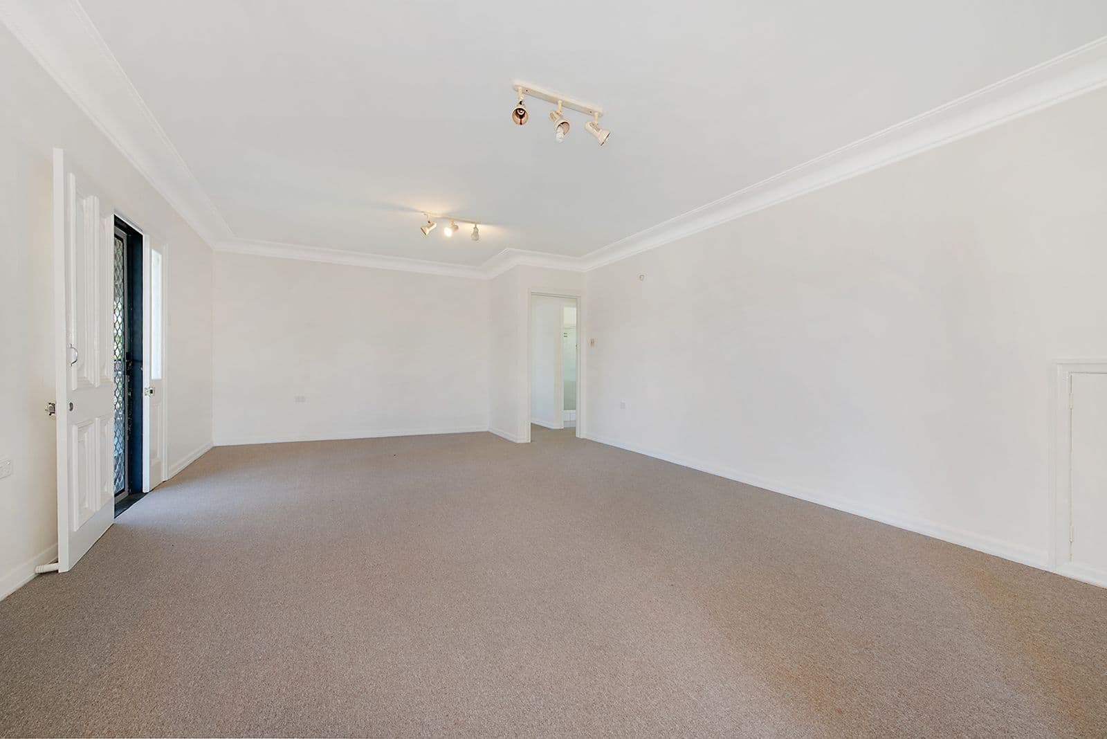 68 Maud Street, Sunnybank QLD 4109, Sunnybank - Thumbnail 2